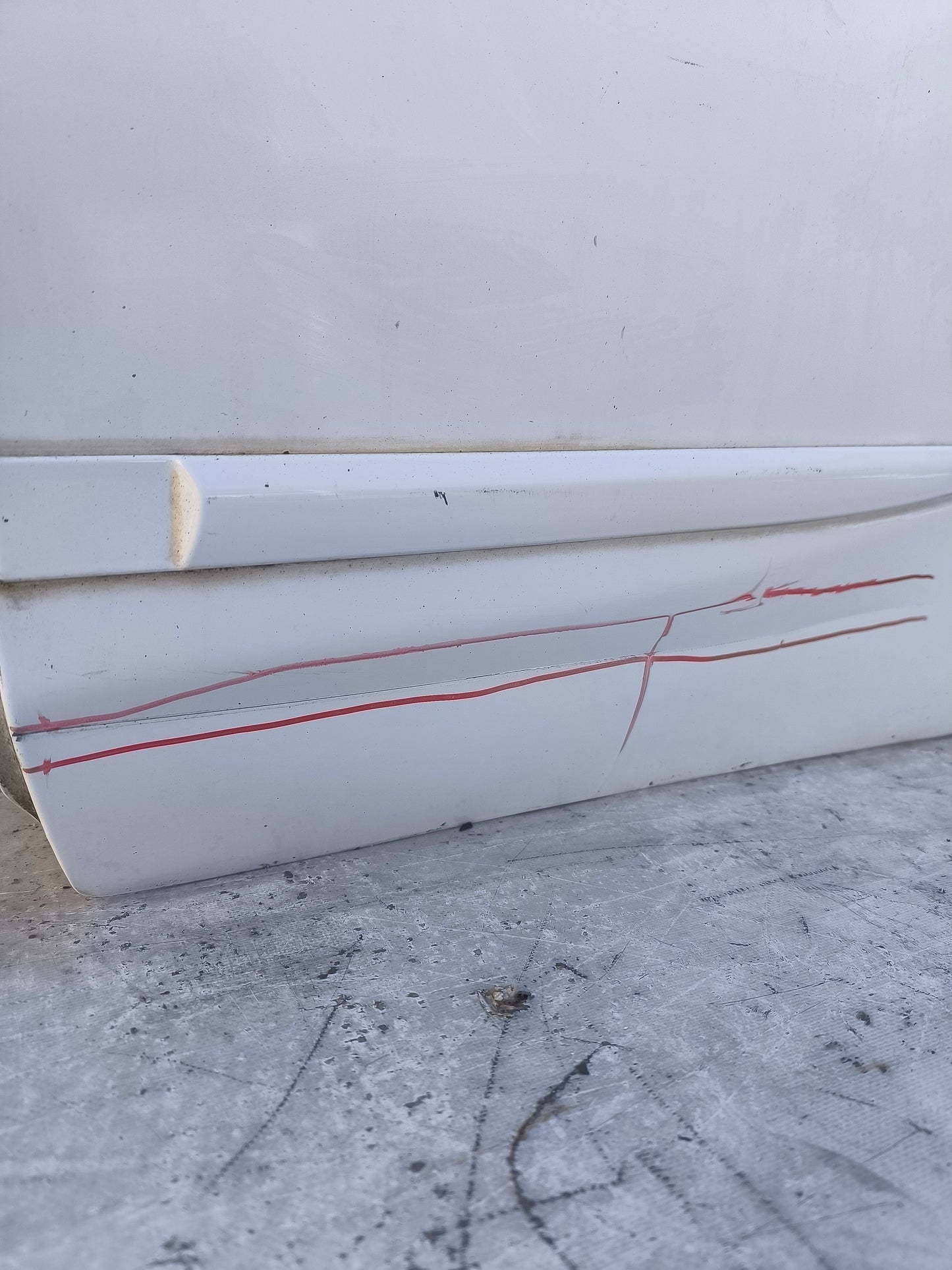Sportello bianco posteriore sx Nissan Micra k13 2010-2013 ecoAG8035