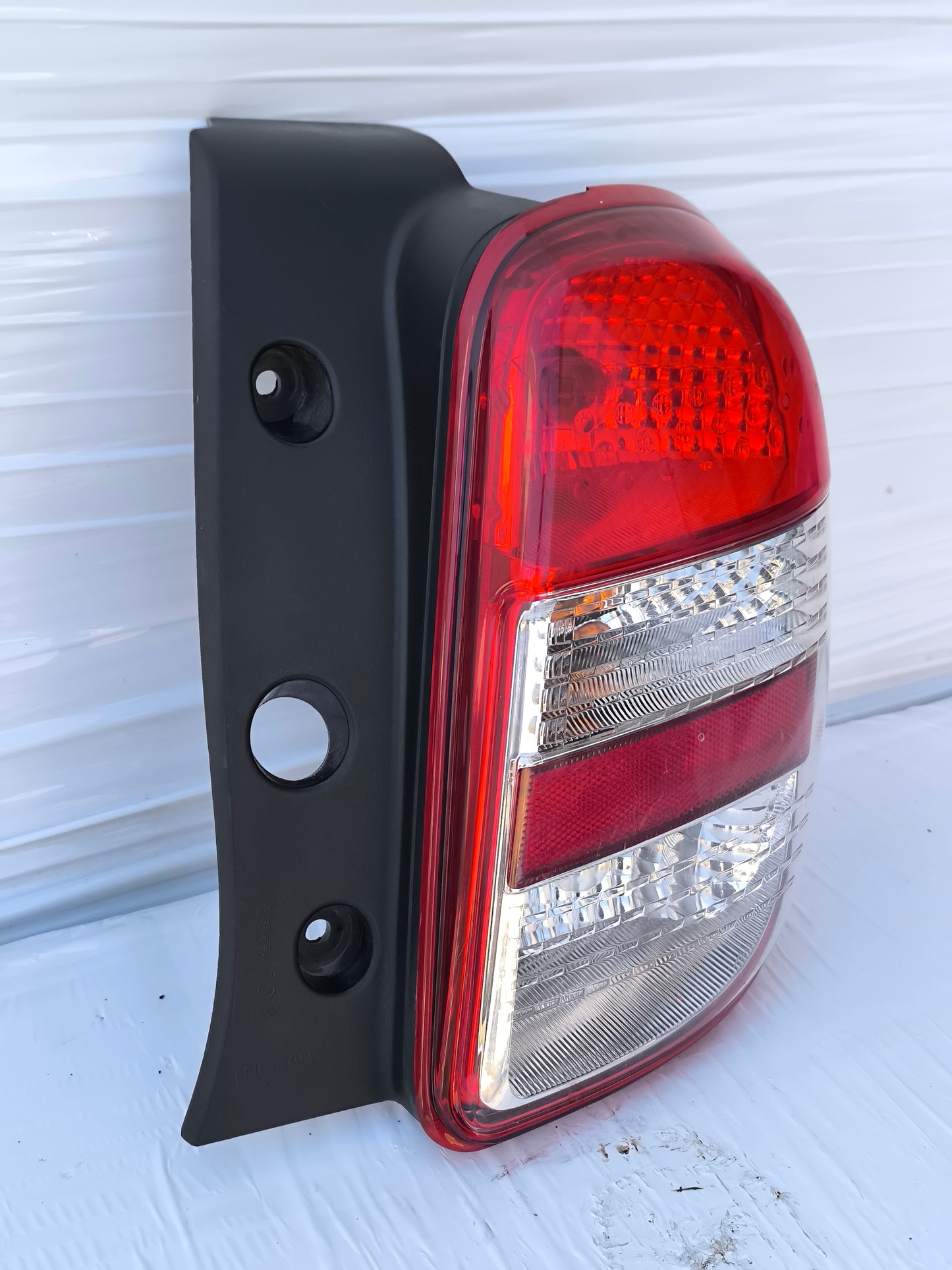 Fanale posteriore dx Nissan Micra k13 2010-2013 ecoAG8418