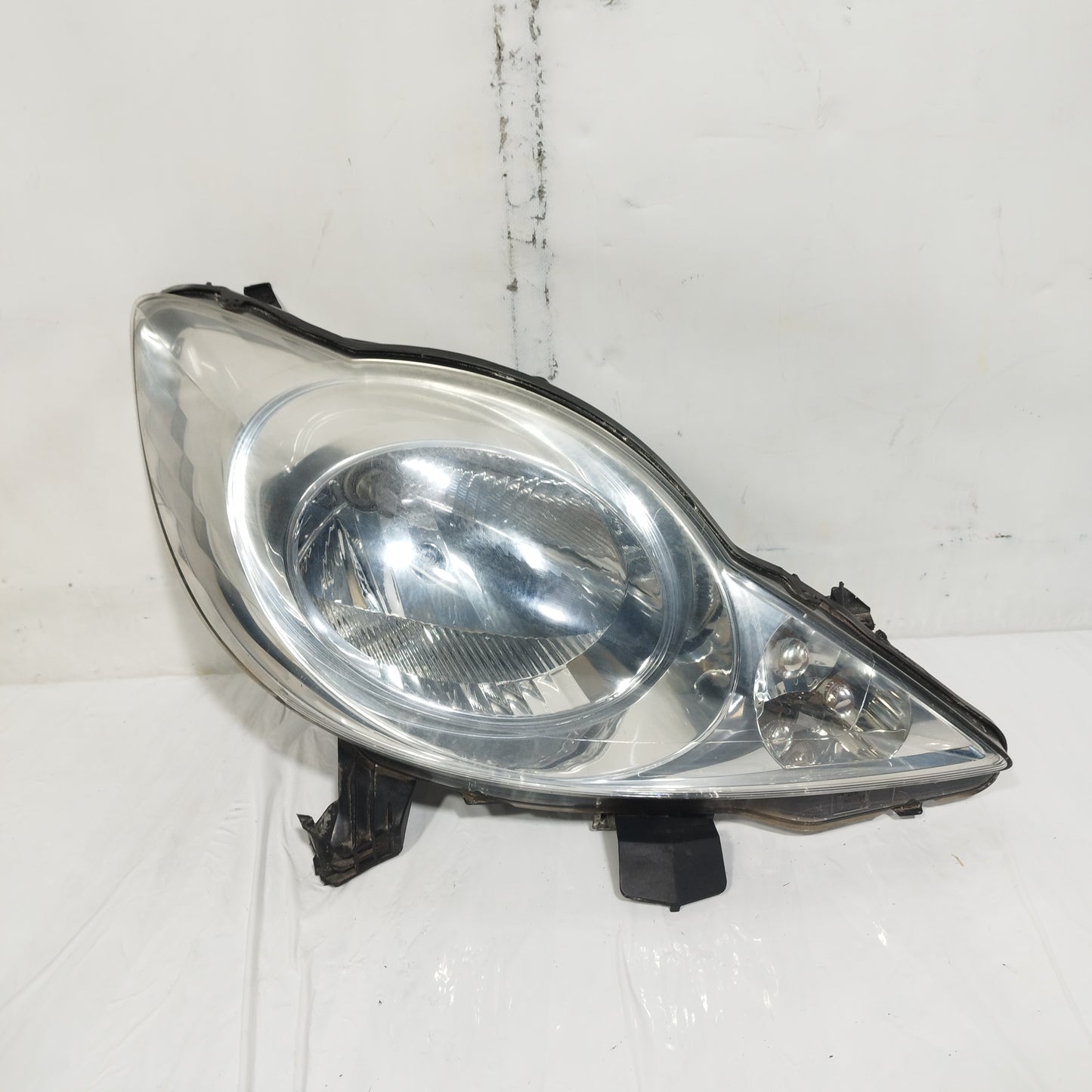 Fanale anteriore dx Peugeot 107 2007 Cod: 89033104 ecoAC15009