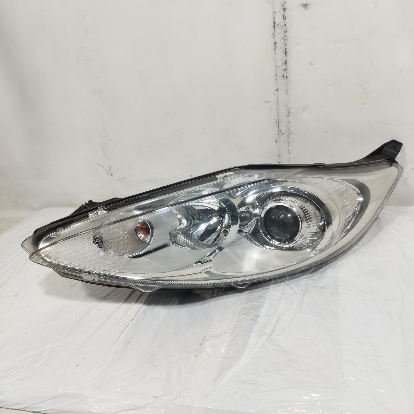 Fanale anteriore sx Ford Fiesta 2010 cod: 8A61-13W030-CH ecoAC14705