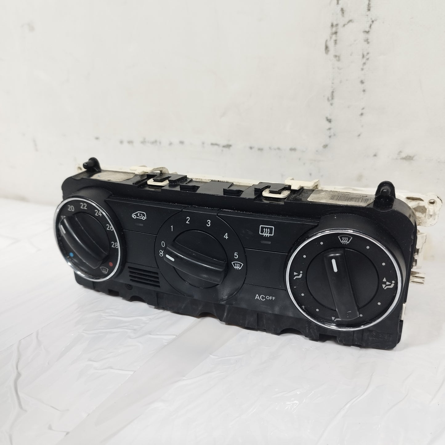 Pulsantiera a / c Mercedes Classe B W245 2004-2012 ecoAC16284