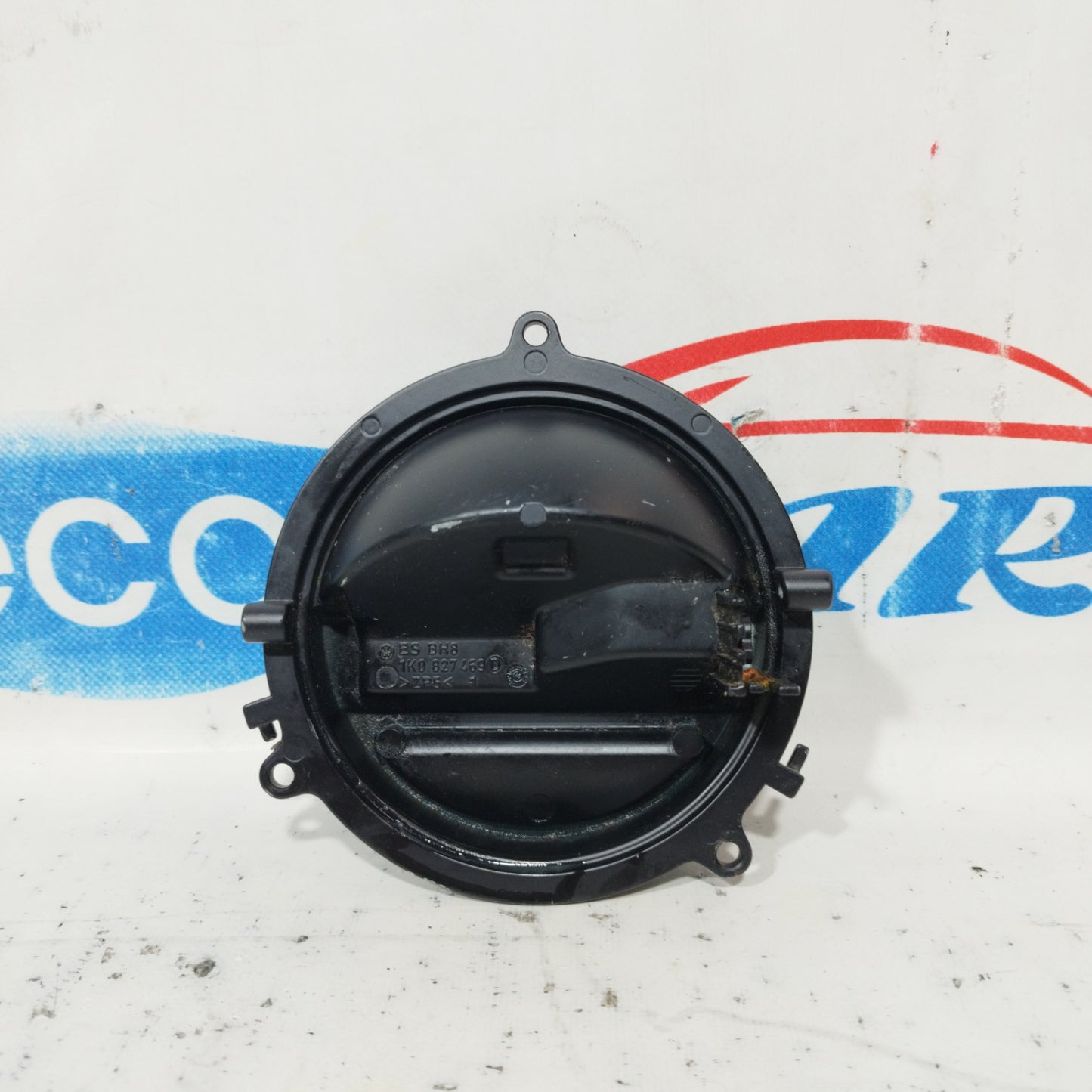 Tailgate handle Volkswagen Golf 5 2004 Code: 1K0827469D ecoAC9550