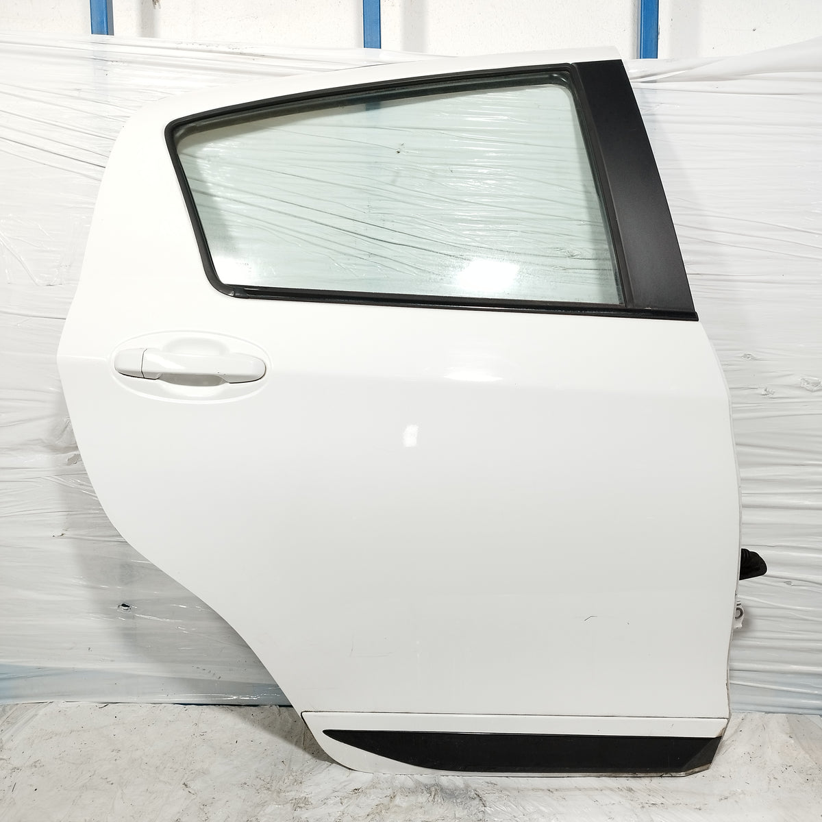 Sportello posteriore dx bianco Toyota Yaris III 2011-2020 Restyling ecoAC16999