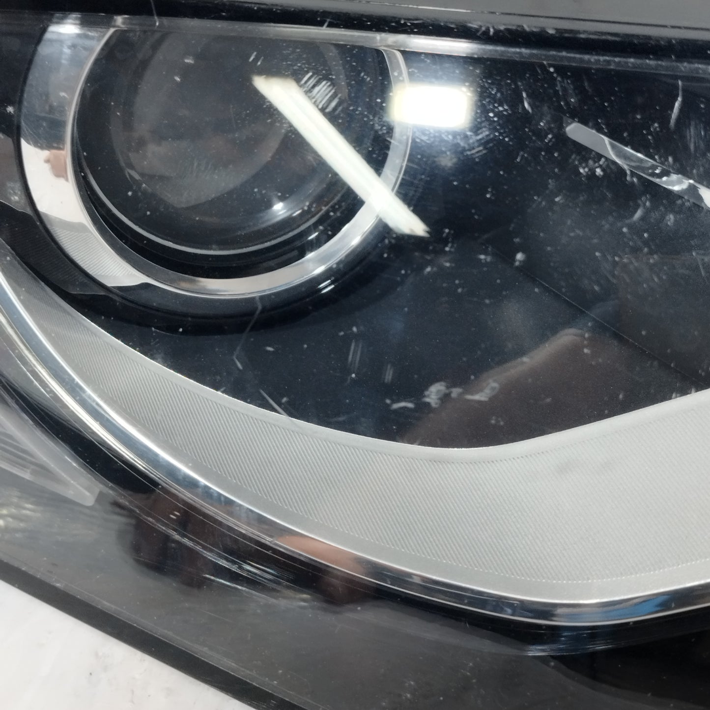 Fanale anteriore dx Audi A4 2010 Xenon Cod: 0301240272 ecoAC12875