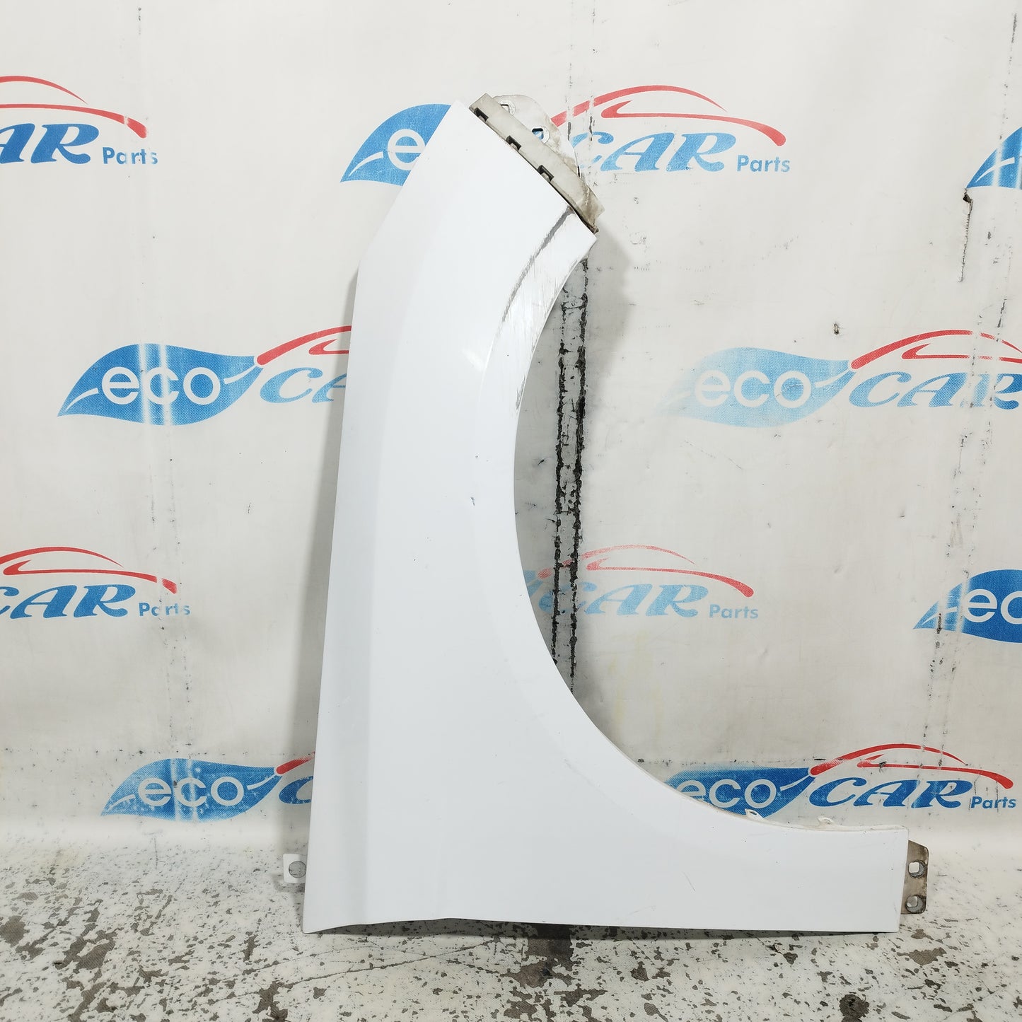 Parafango anteriore dx bianco Ford Focus 2011 ecoAC10984