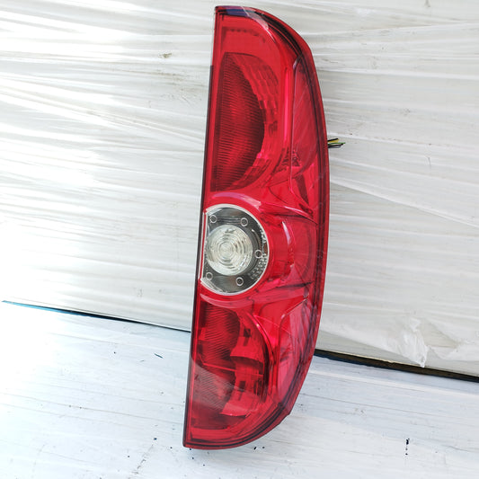 Fanale posteriore dx Fiat Doblo 2015 cod: 20570748 ecoDM242