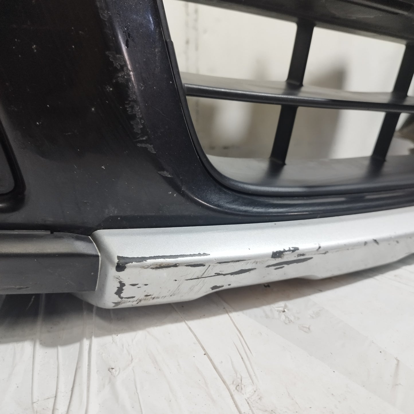 Paraurti anteriore nero Suzuki SX4 2010 ecoAC15990