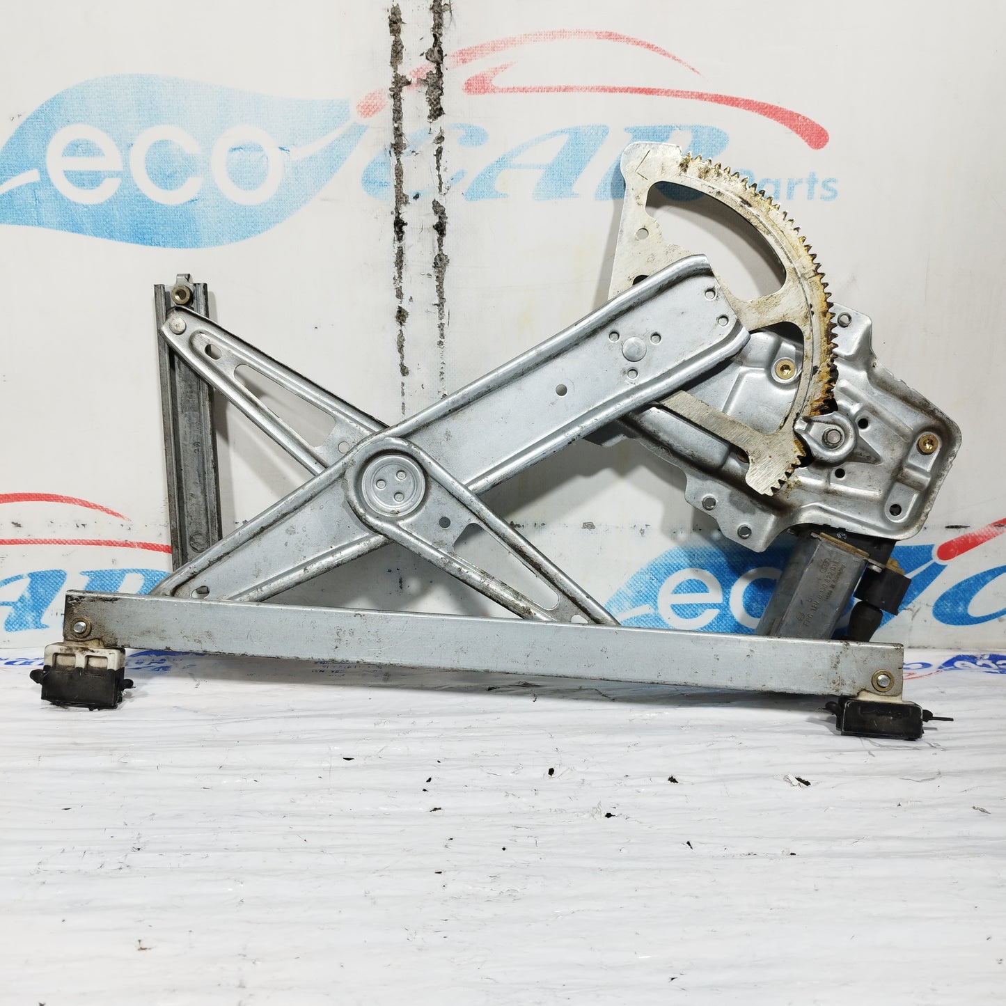 Front left rack Toyota Yaris 2005 Code: 106282XXX ecoAC10628