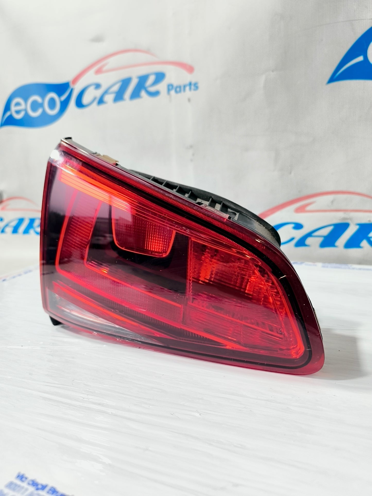 Volkswagen Golf 7 ecoAG6214 linke innere Rückleuchte