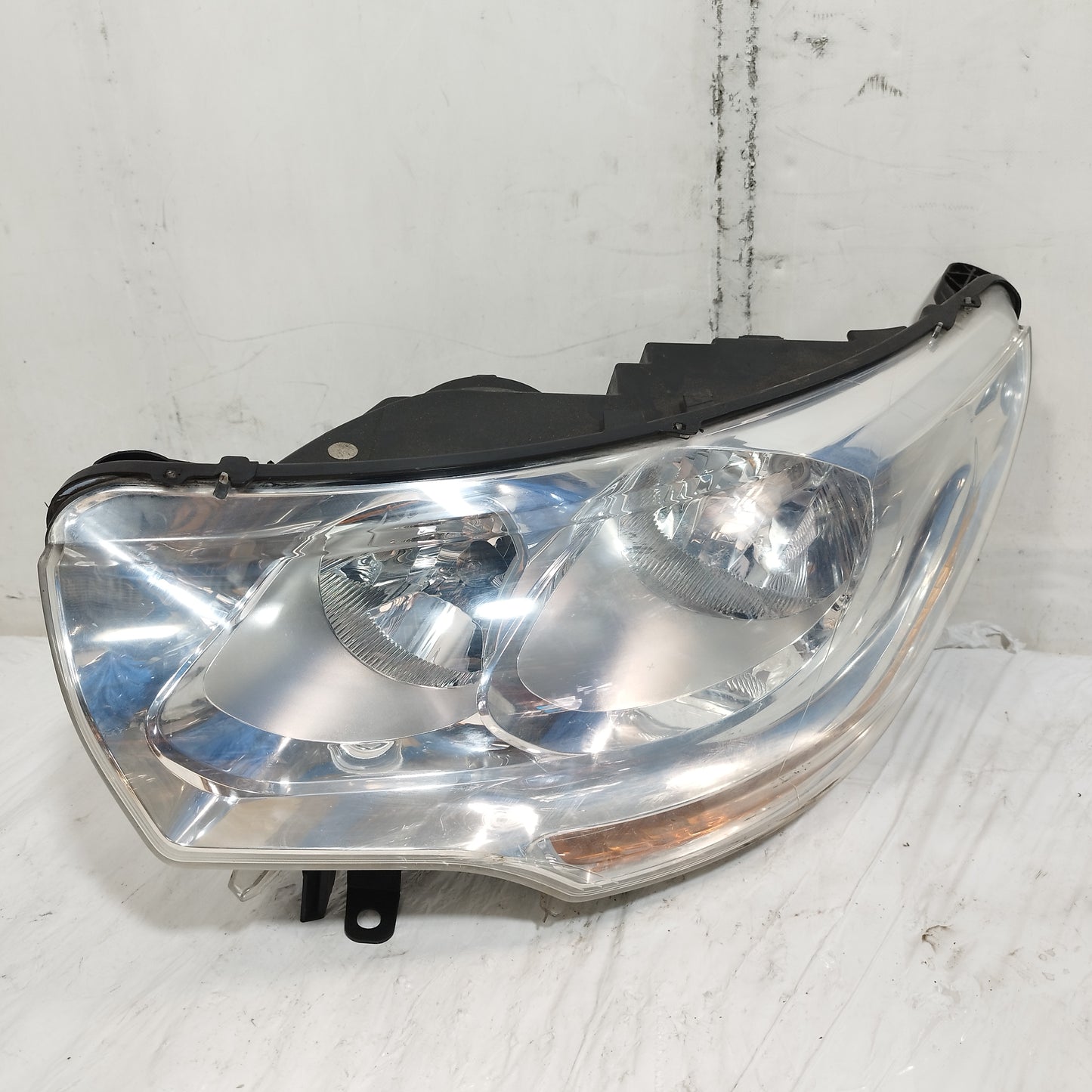 Fanale anteriore sx Citroen C4 II (B7) 2010-2014 cod: 46430711 ecoAC16561