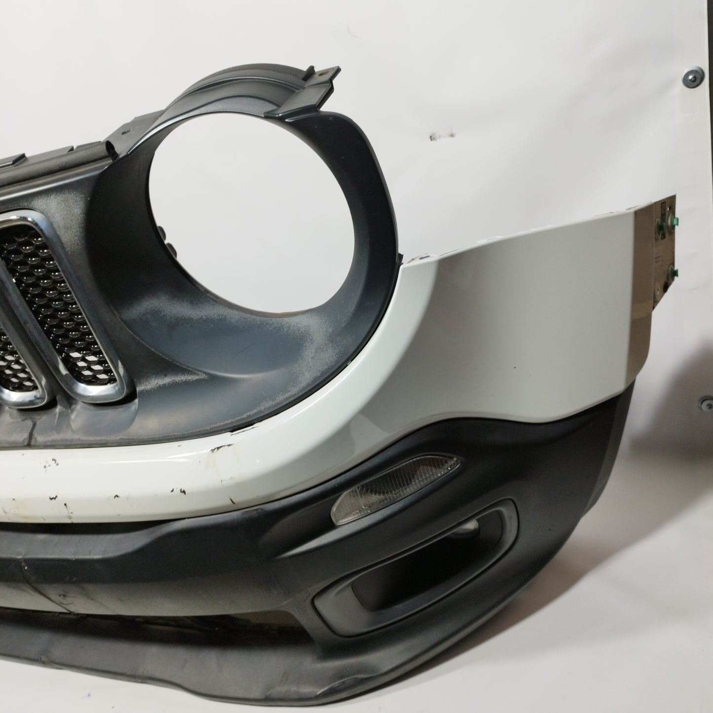 Jeep Renegade 2.0D 2016 ecoAC11478 Weiße Frontpartie