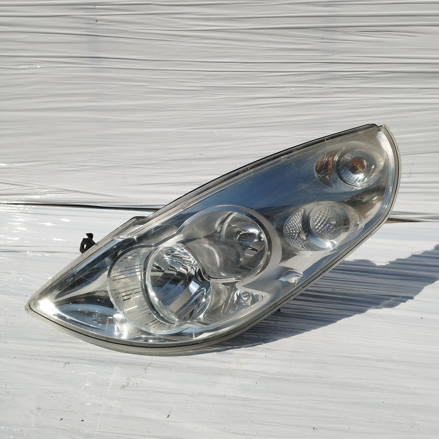 Fanale anteriore sx Opel Movano 2012 cod: 260600049r ecoDM046