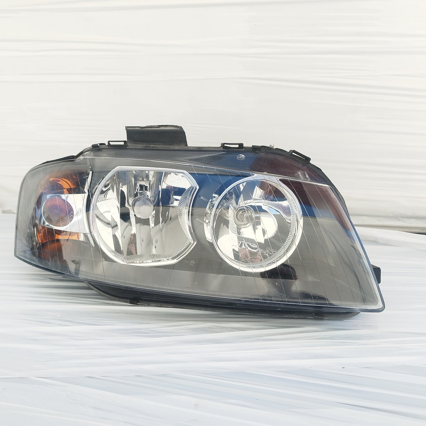 Fanale anteriore dx Audi A3 (8P1) 2003-2008 cod: 8P0941004K ecoDM276