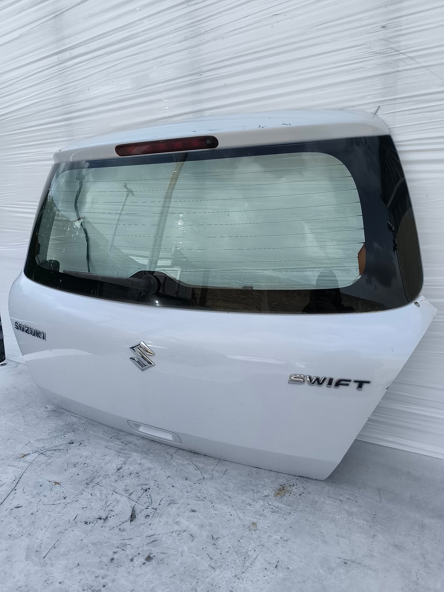 Portellone bianco Suzuki Swift anno 2005-2010 ecoAG7998