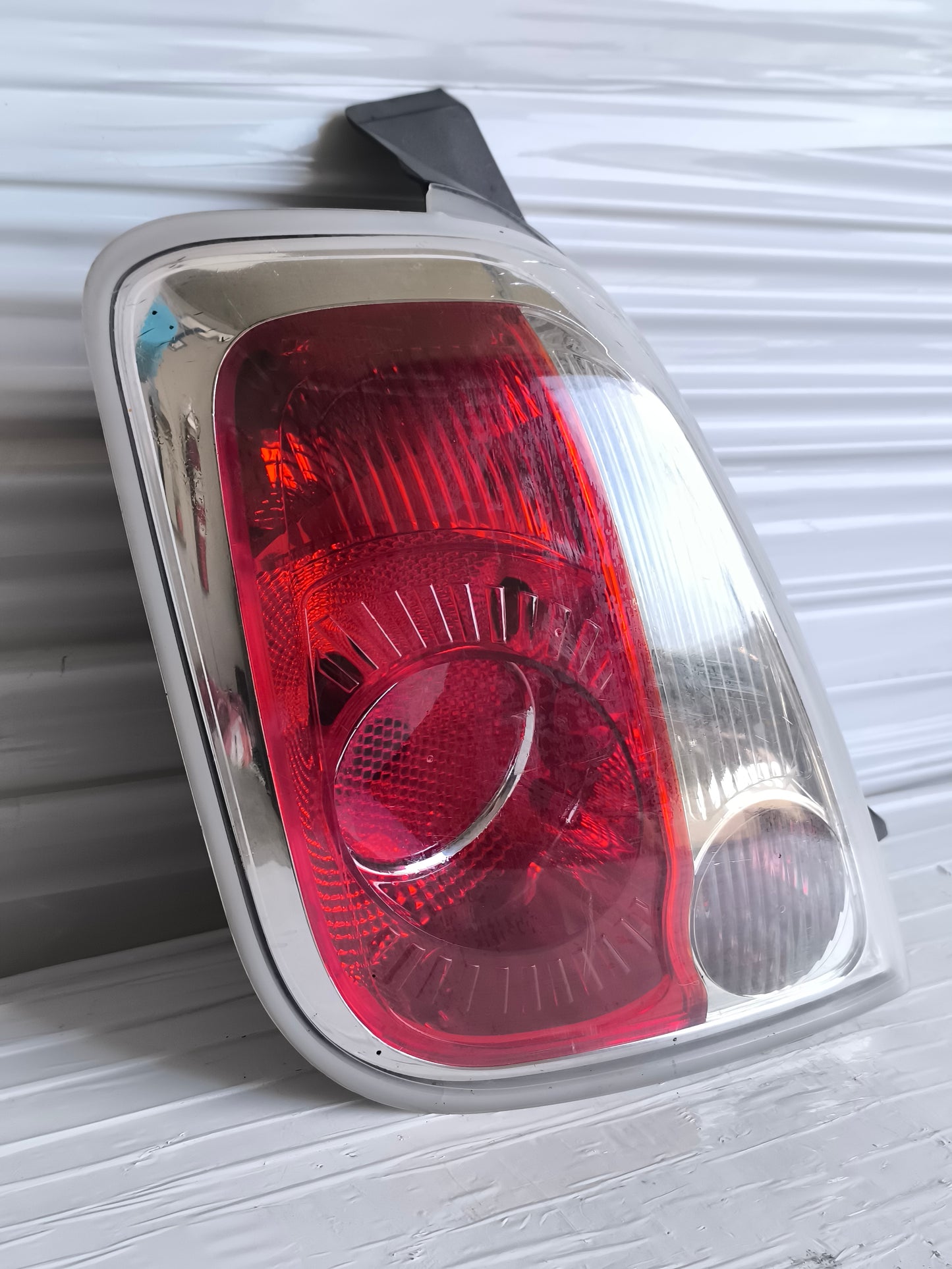 Fanale posteriore sx Fiat 500 (312) anno 2007-2014 ecoAG8539