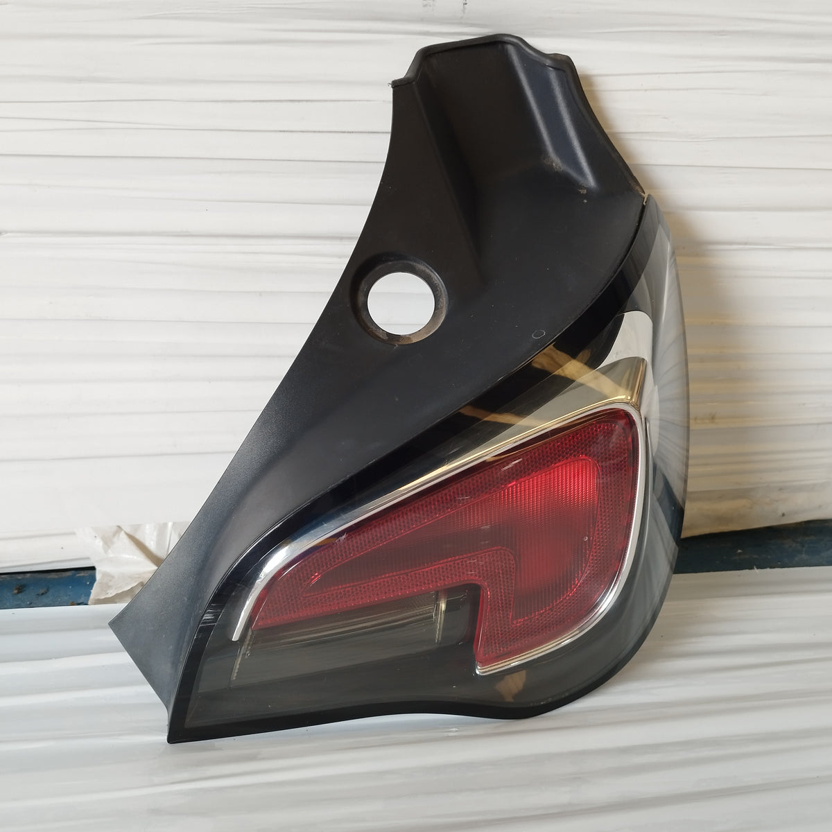Fanale posteriore dx a LED Opel Adam (M13) 2013-2019 cod: 13354583 ecoAC17599