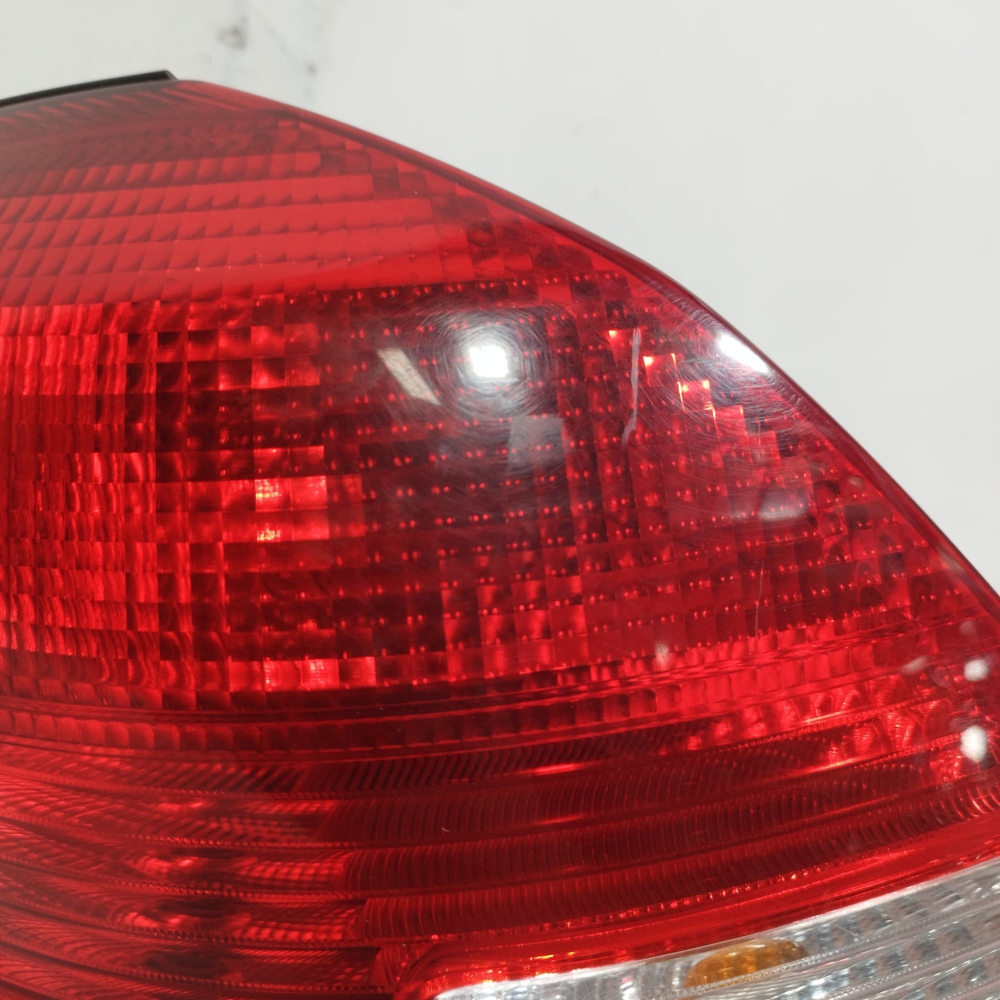 Linke Rückleuchte Skoda Fabia 2010 Code: 5J6945095 ecoAC13931