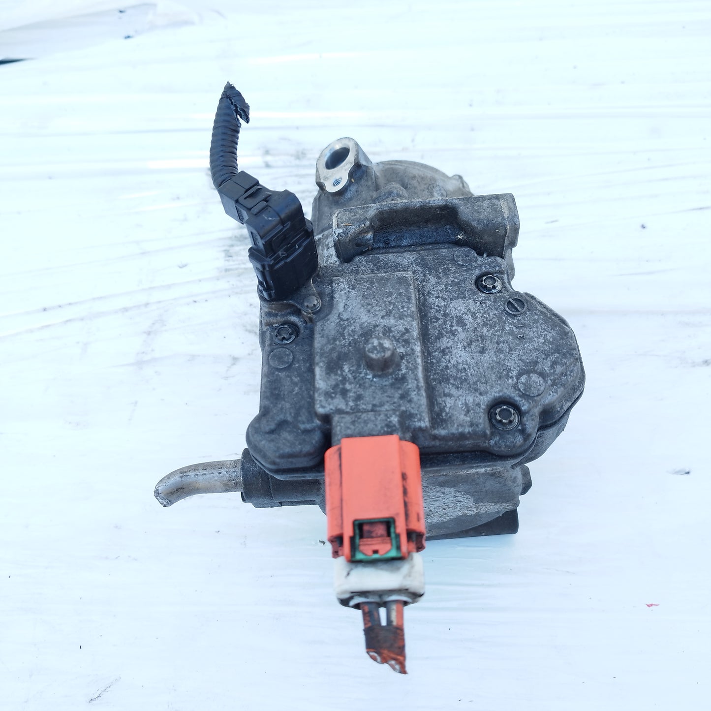 Compressore a / c Toyota Prius 1.8 B / Ibrida 2011 cod: 042200-0212 ecoAC15769