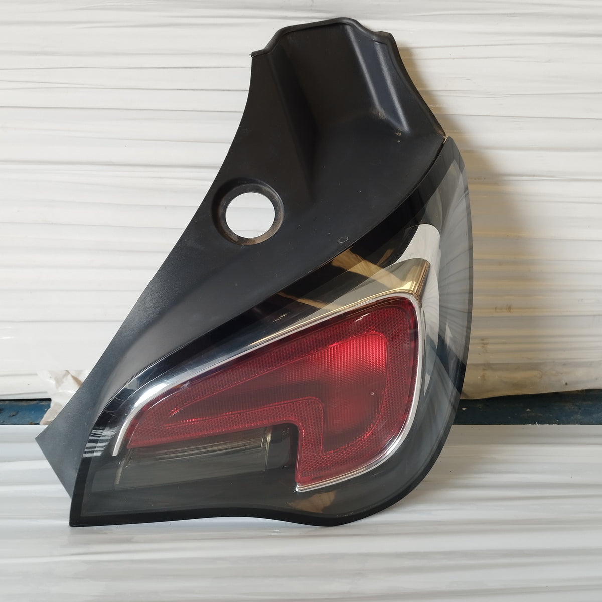 Fanale posteriore dx a LED Opel Adam (M13) 2013-2019 cod: 13354583 ecoAC17599