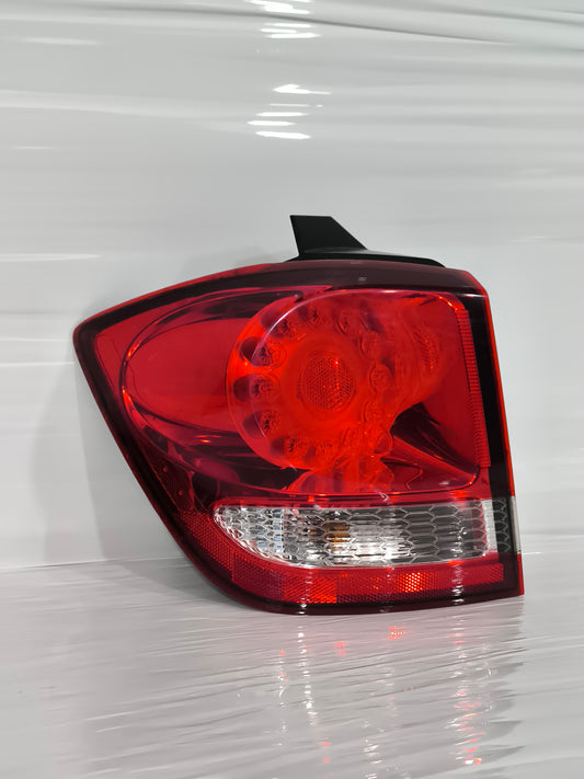 Fanale posteriore esterno sx Fiat Freemont anno 2011-2016 ecoAG9744