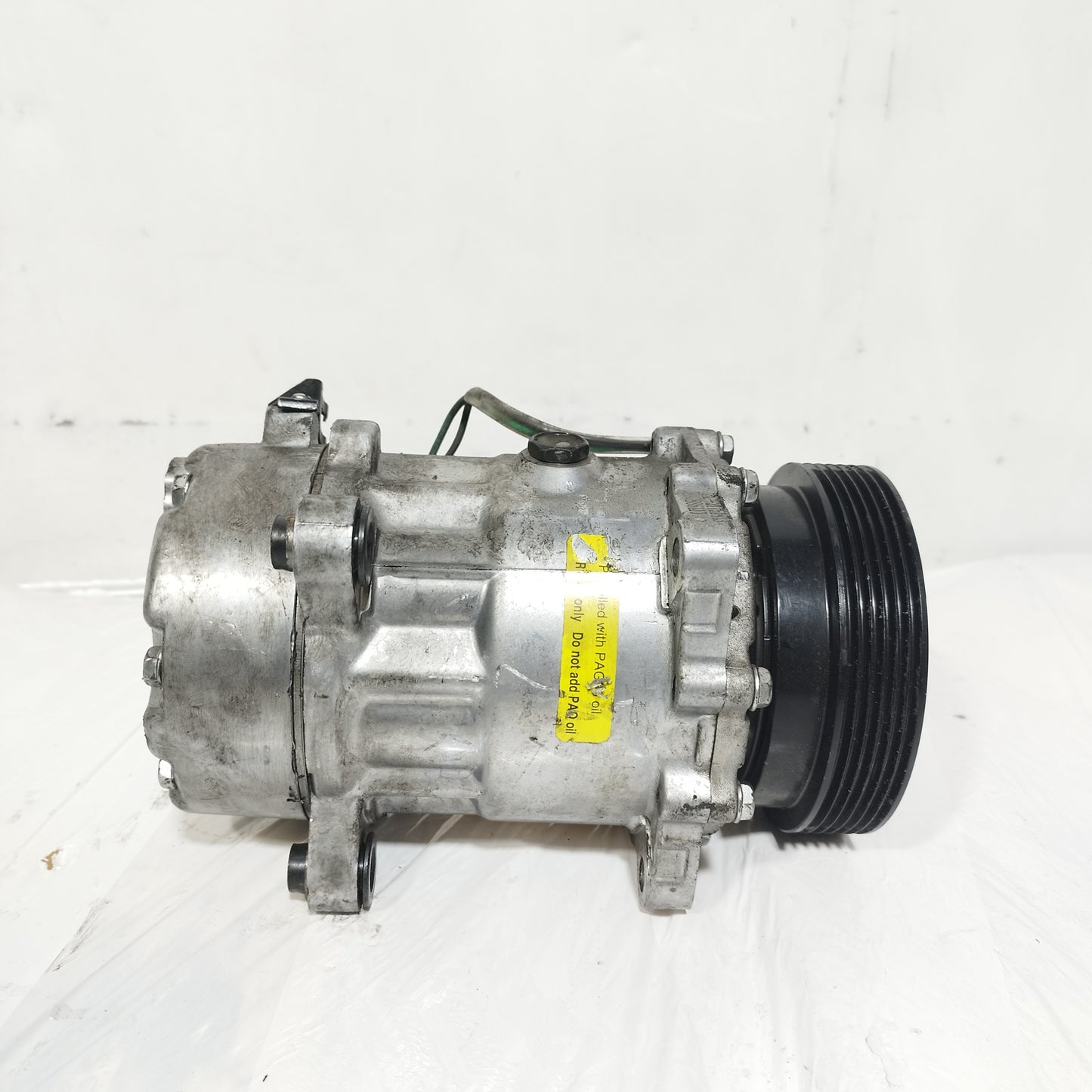 Compressore a / c Volkswagen Golf 4 1.9 TDI 1997-2004 cod: 890761 / 912575 ecoAC15557