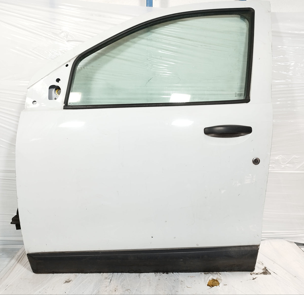Sportello anteriore sx bianco Dacia Lodgy (JS) / Dokker (KE) 2012-2021 ecoAC17170
