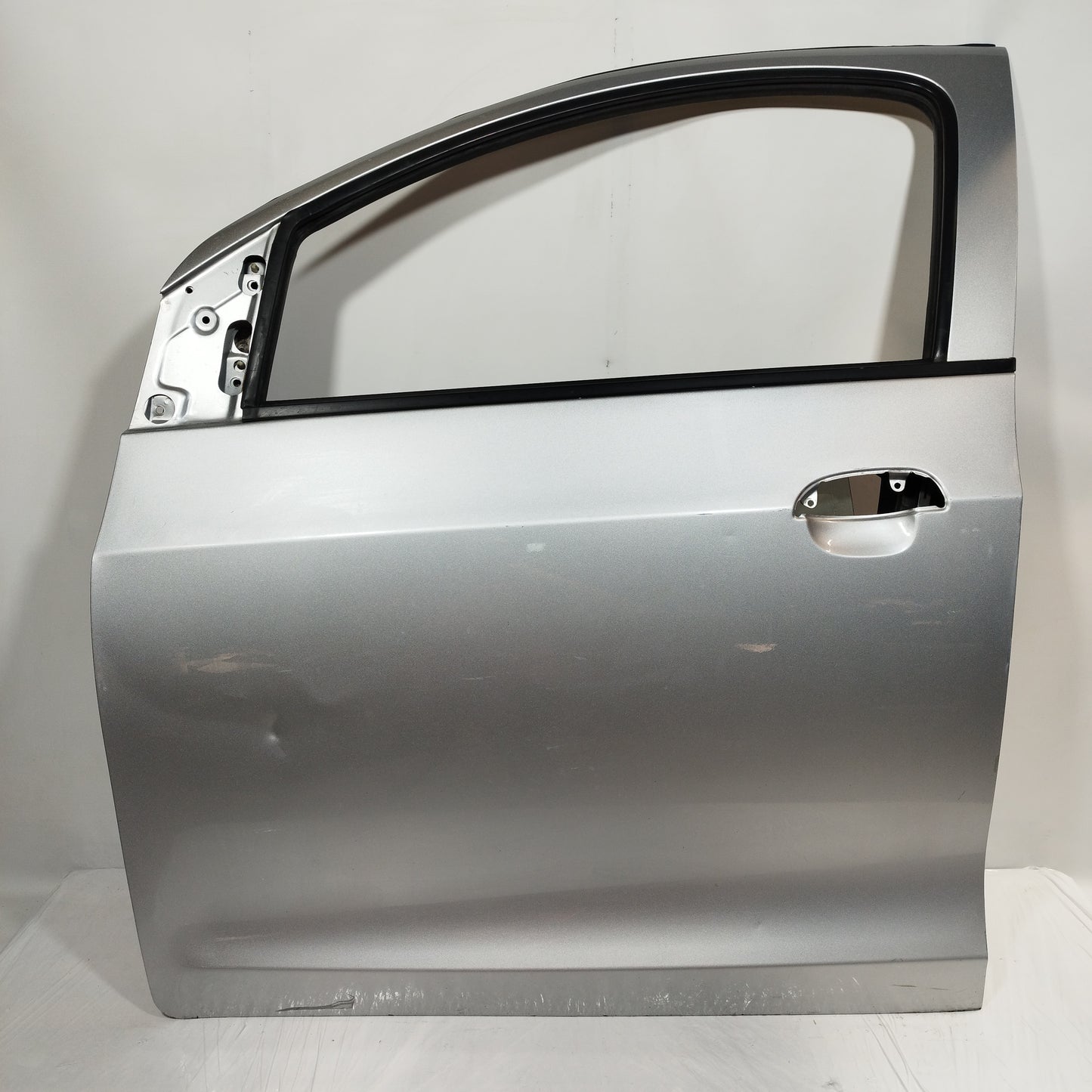 Vordere linke Tür silbergrau Dr1 ecoAC825