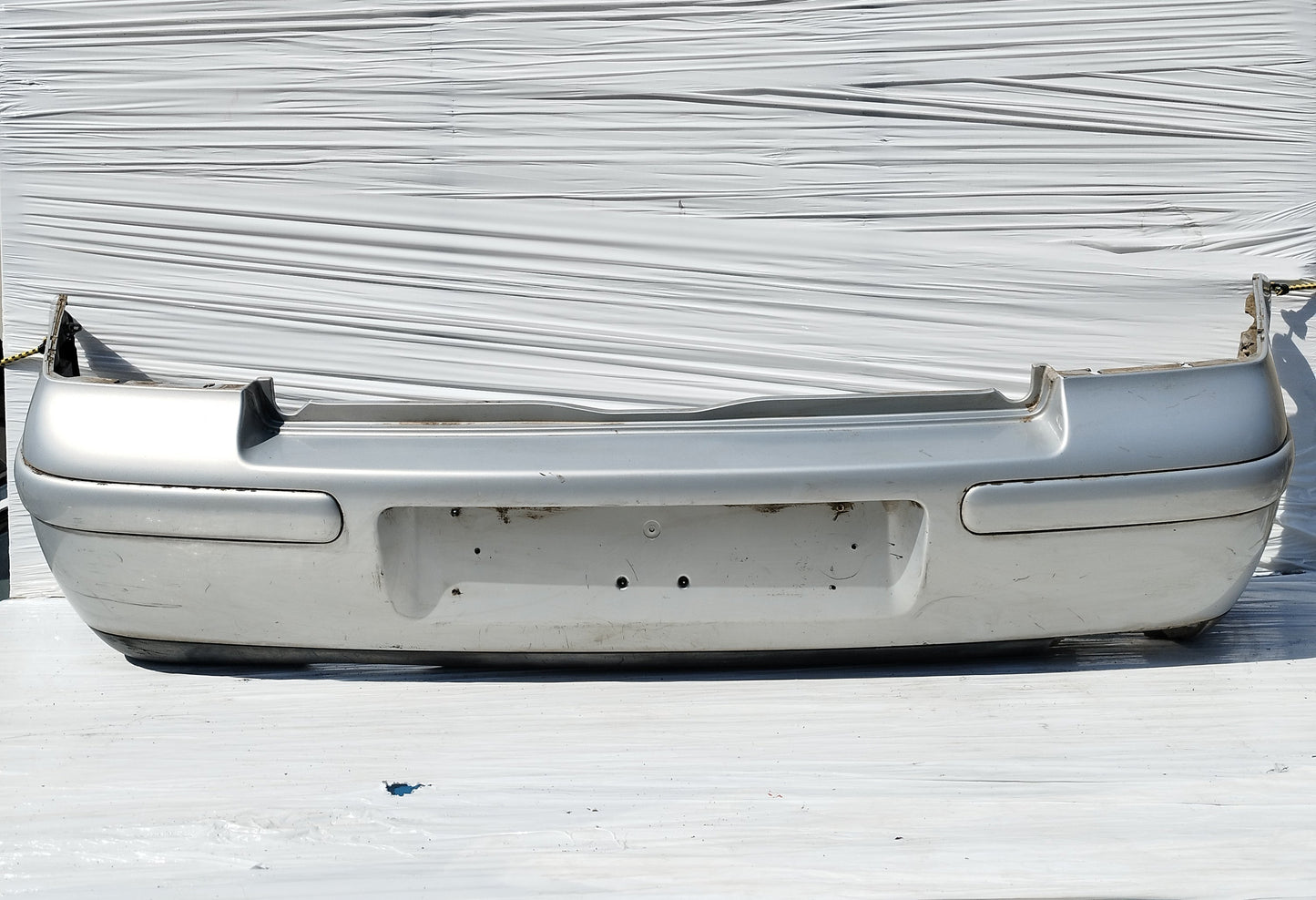 Paraurti posteriore grigio Volkswagen Golf IV Cabrio (1E7) 1998-2002 ecoDM142