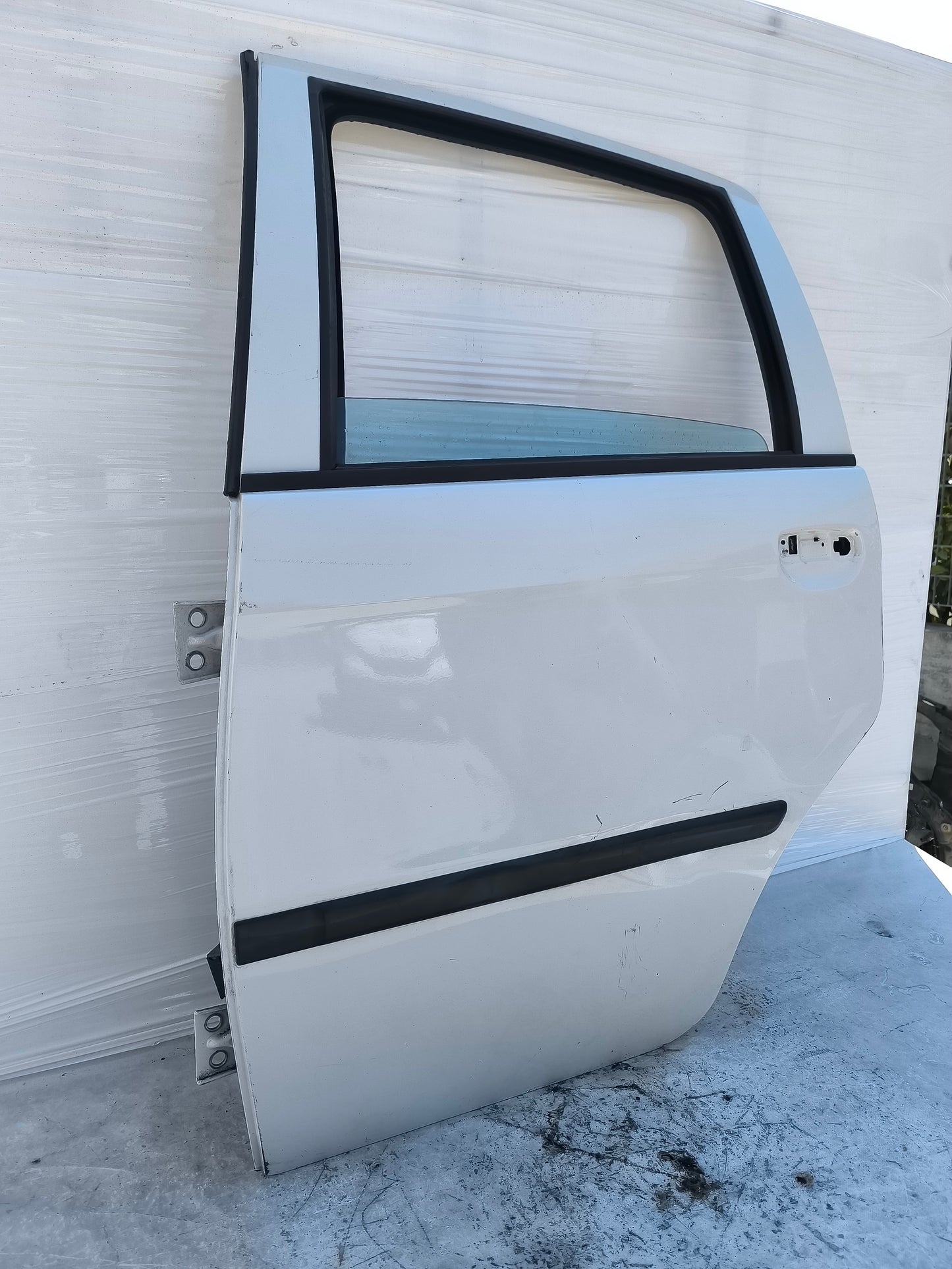 Sportello posteriore sx bianco Fiat Idea 2004-2012 ecoAG8331