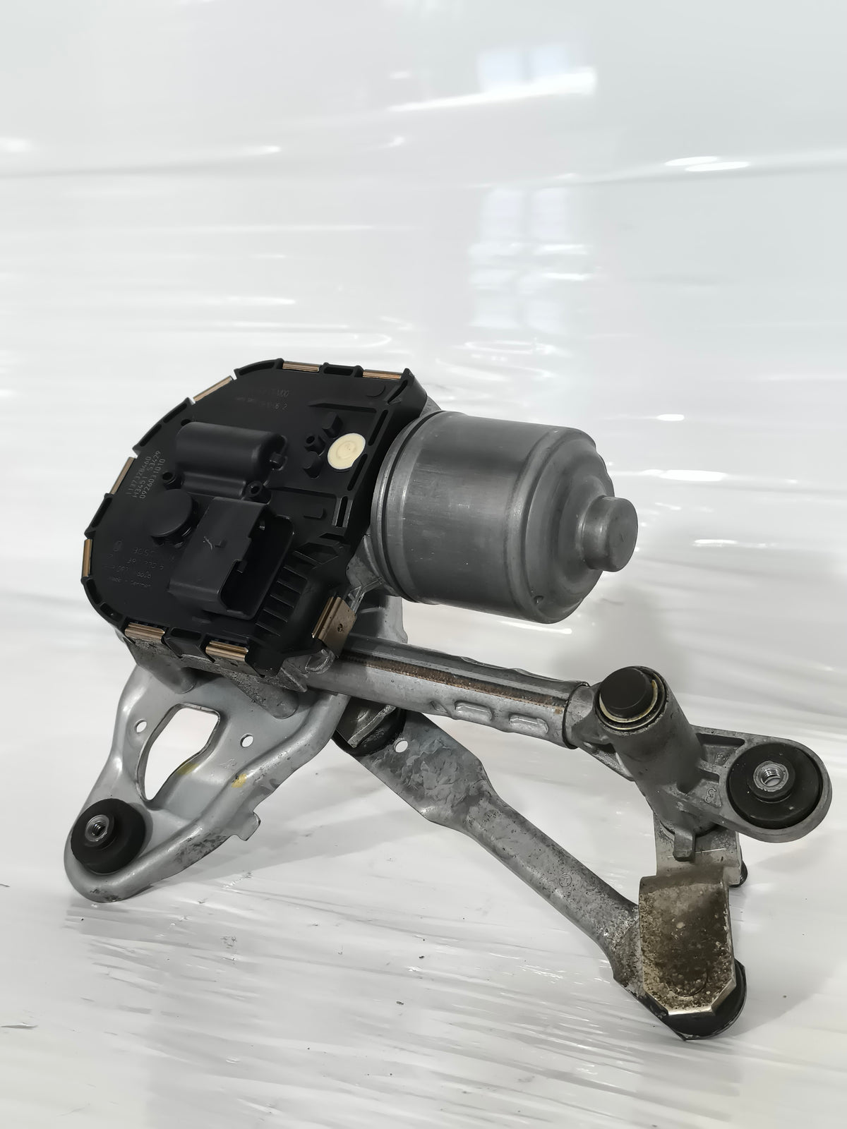 Motorino tergicristalli anteriore dx 4 pin Peugeot 5008 I anno 2009-2017 cod: 1397220577 ecoAG9765
