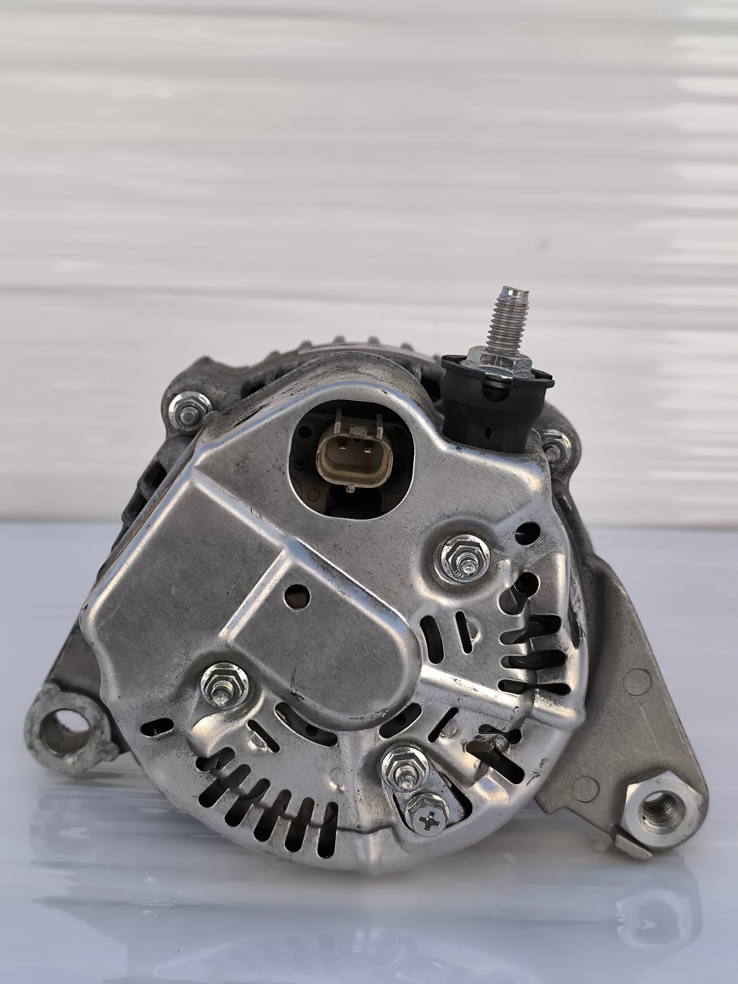 Alternatore Jeep Cherokee 2.5 D anno 2008 ecoAG7832