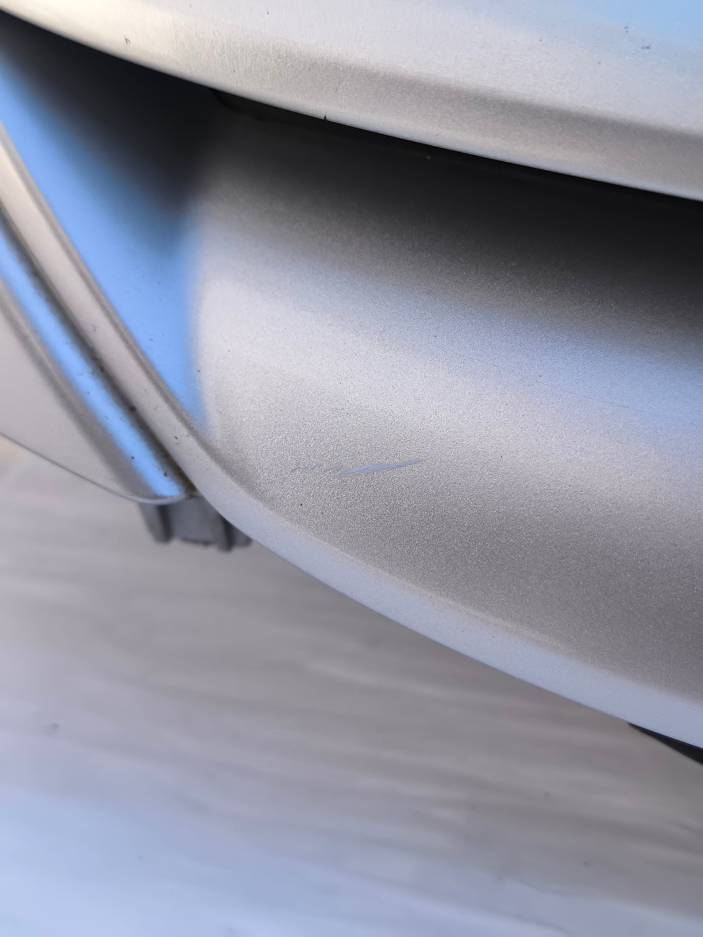 Mascherina anteriore Citroen C3 anno 2008 grigio argento cod: 9680094177 ecoAG8104