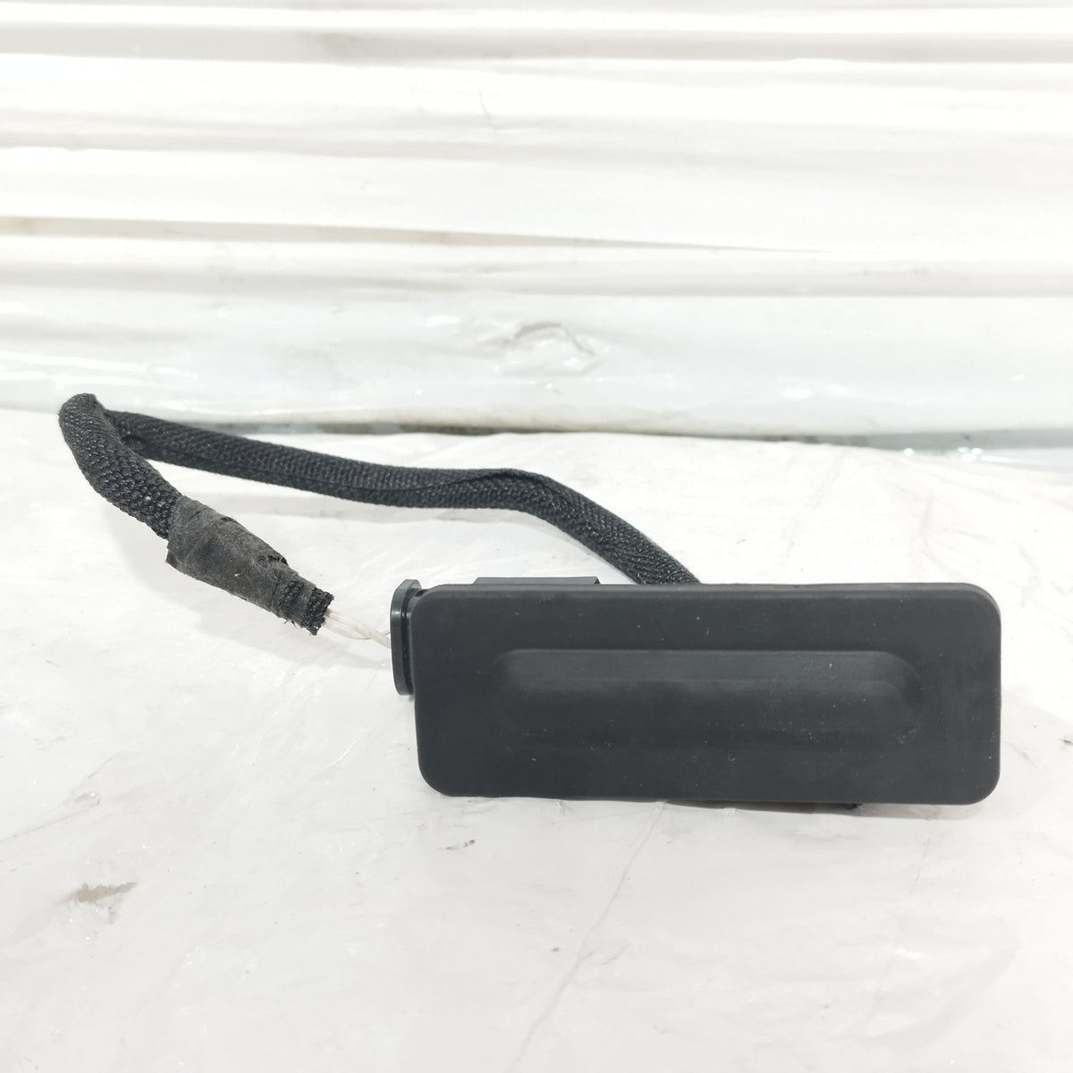 Interruttore portellone Citroen C3 III 2016-2023 cod: 95835t02 ecoAC17373