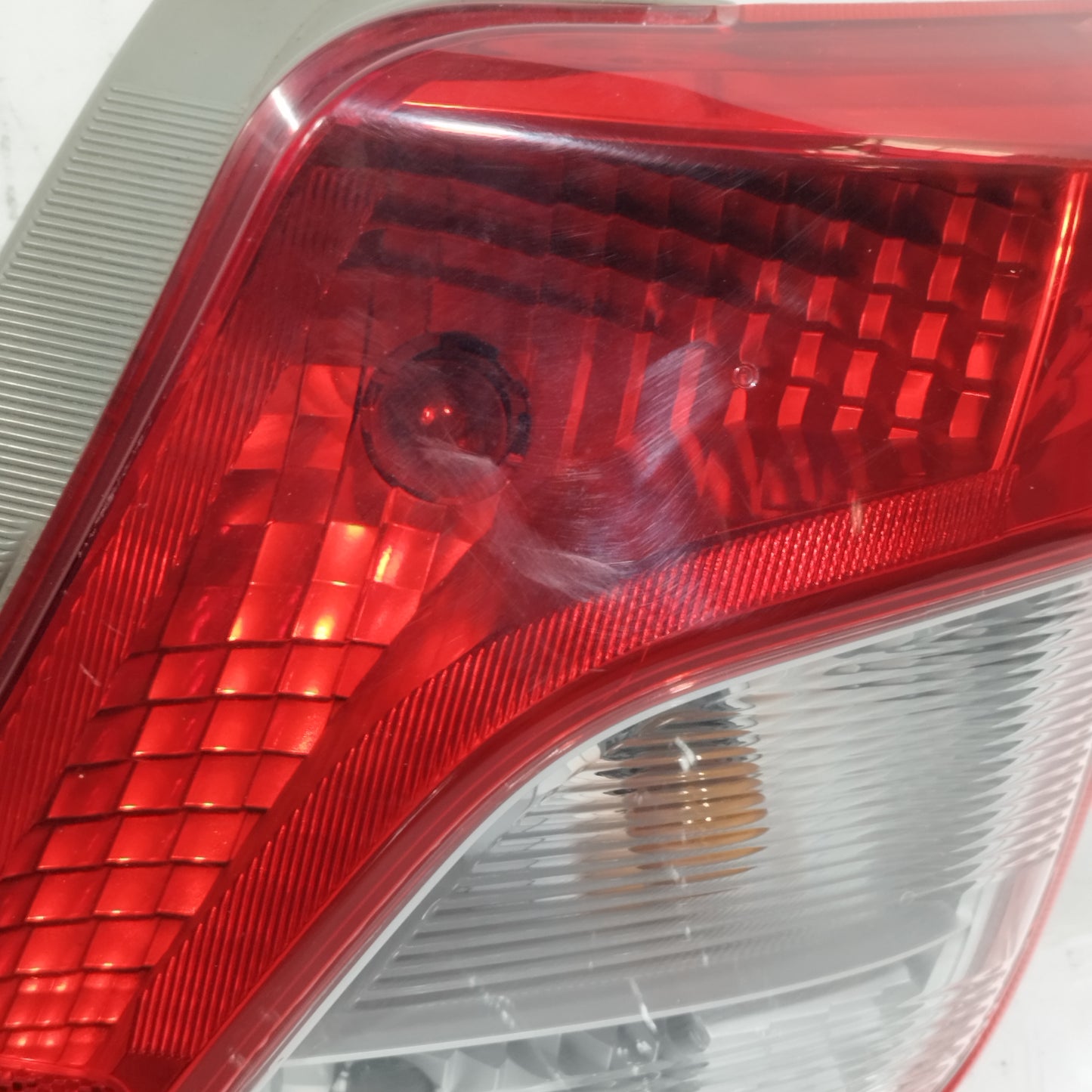 Fanale posteriore dx Toyota Yaris 2013 ecoAC13752