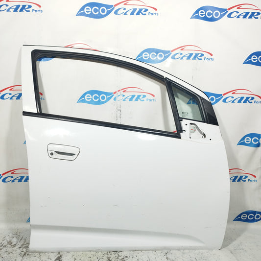 Weiße vordere rechte Tür Chevrolet Spark 2011 ecoAC9706