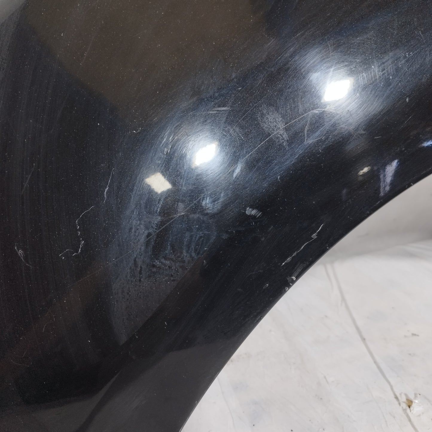 Schwarzer linker vorderer Kotflügel Renault Scenic X-Mod 2011 ecoAC12846