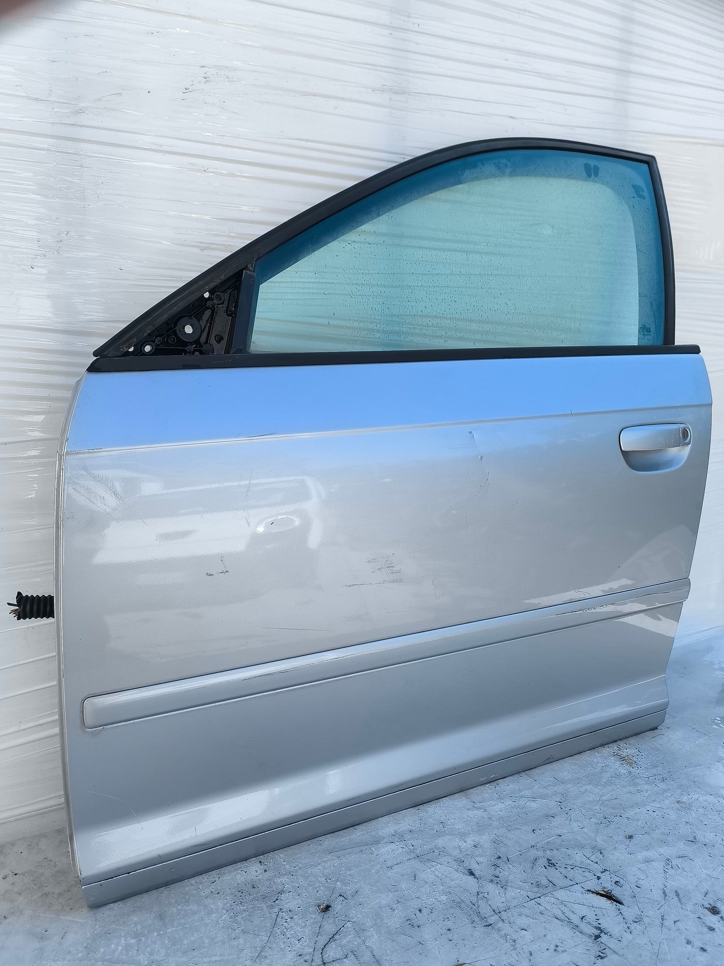 Sportello grigio argento anteriore sx Audi A3 Sportback (8pa) anno 2004-2008 ecoAG8034