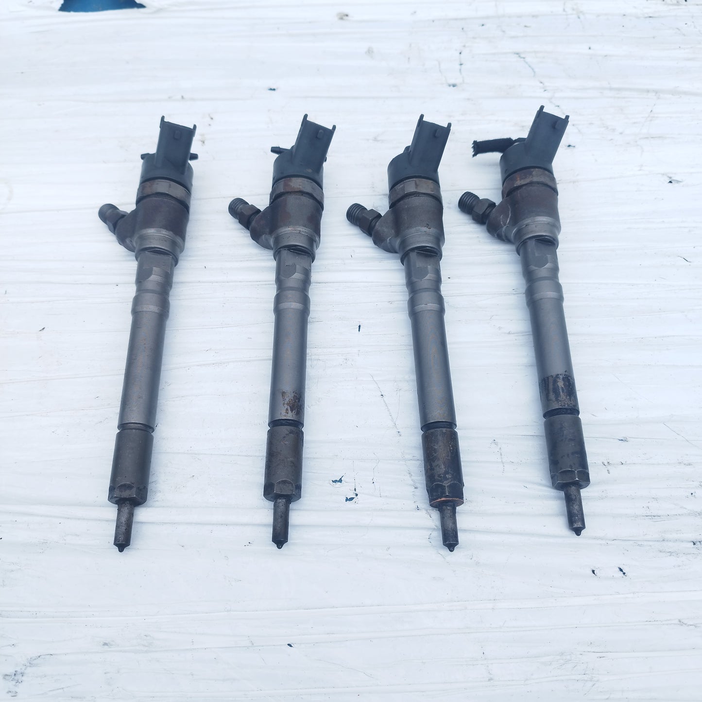 Iniettori Bosch Hyundai / Kia 1.5 / 2.0 CRDI 2001-2010 cod: 0445110064 / 33800-27000 ecoAC15712