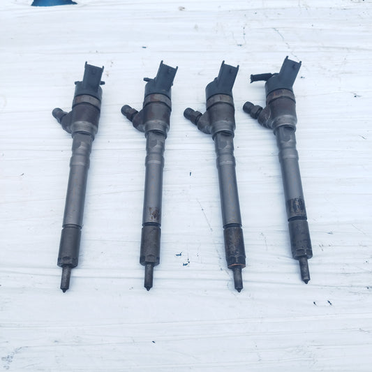 Iniettori Bosch Hyundai / Kia 1.5 / 2.0 CRDI 2001-2010 cod: 0445110064 / 33800-27000 ecoAC15712