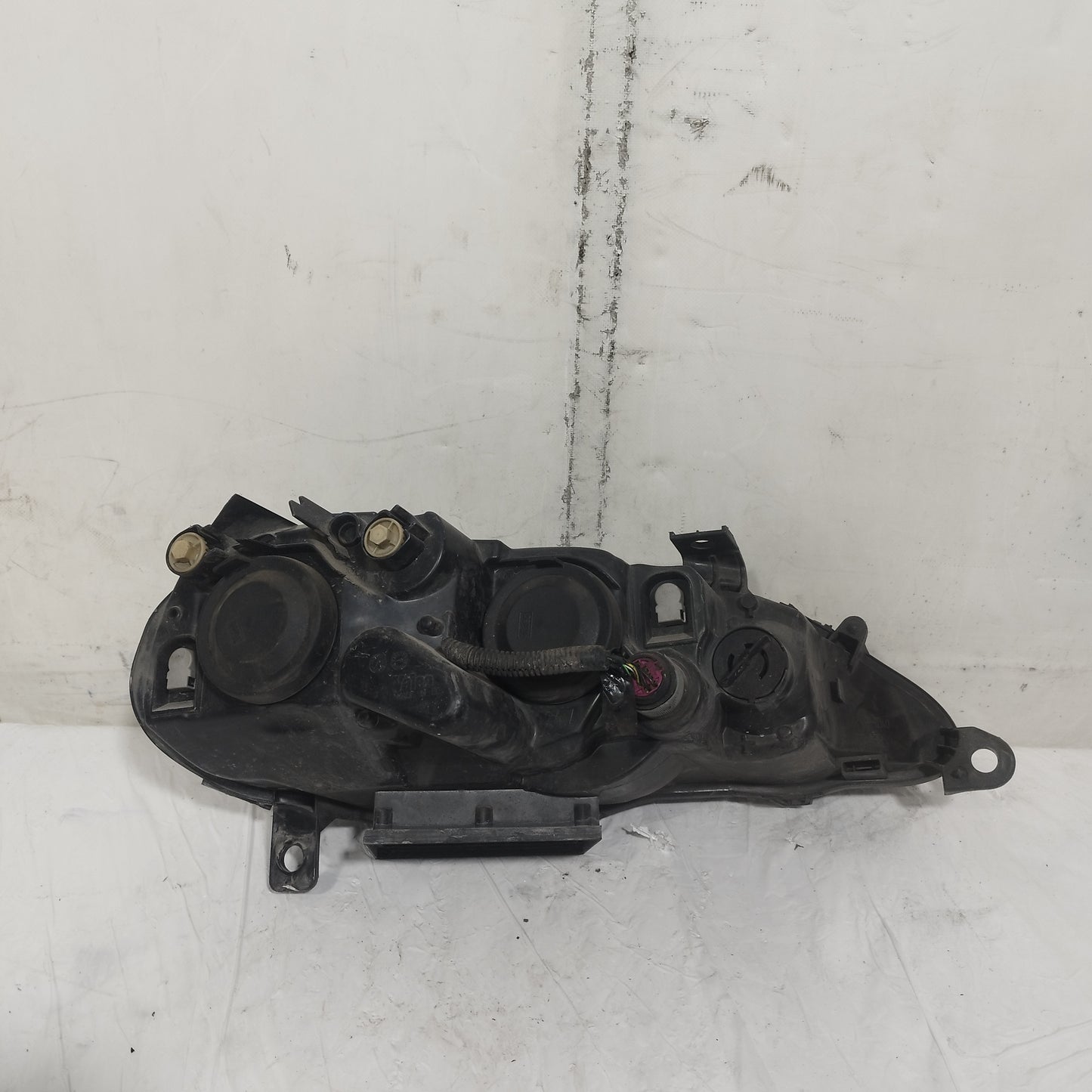 Fanale anteriore sx Alfa Romeo 147 (937) II serie 2004-2008 cod: 89101232 ecoAC16594