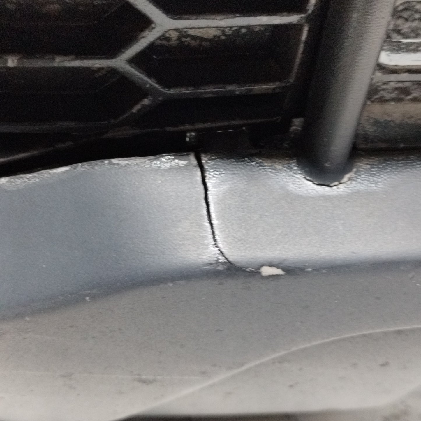 Black Front Bumper Chevrolet Captiva 2007 ecoAC10358