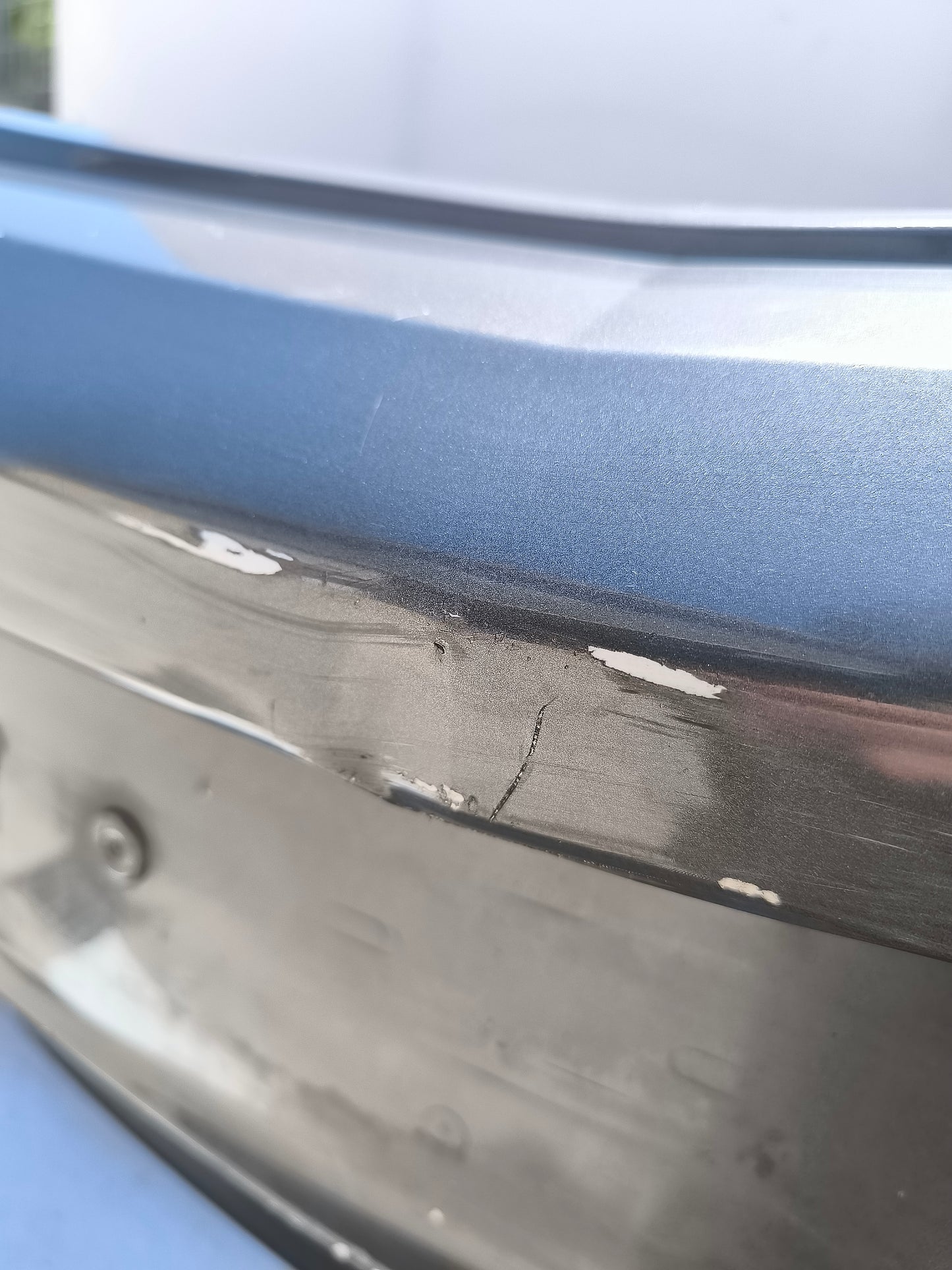 Dunkelgraue Heckstoßstange Opel Insignia Limousine Baujahr 2010 ecoAG6912