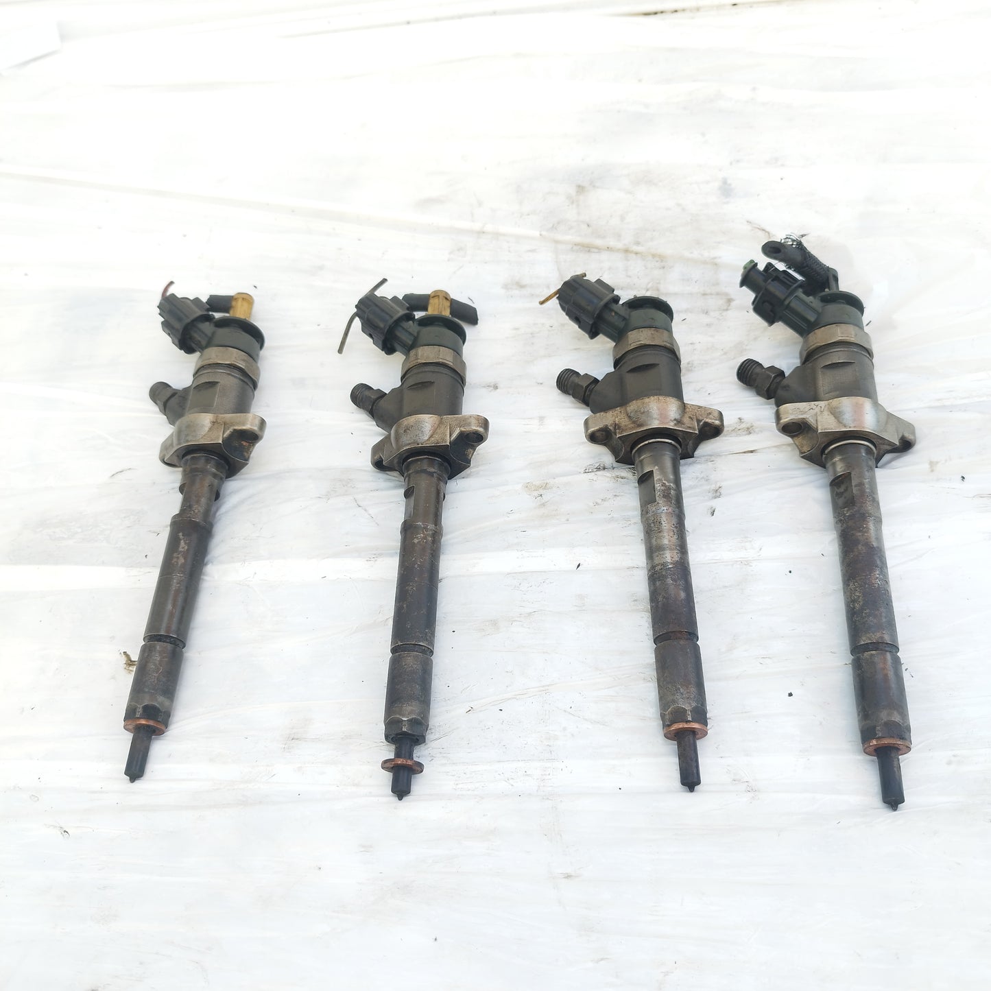 Iniettori Peugeot / Citroen 1.6 HDI 2008 cod: 0445110297 ecoAC16008