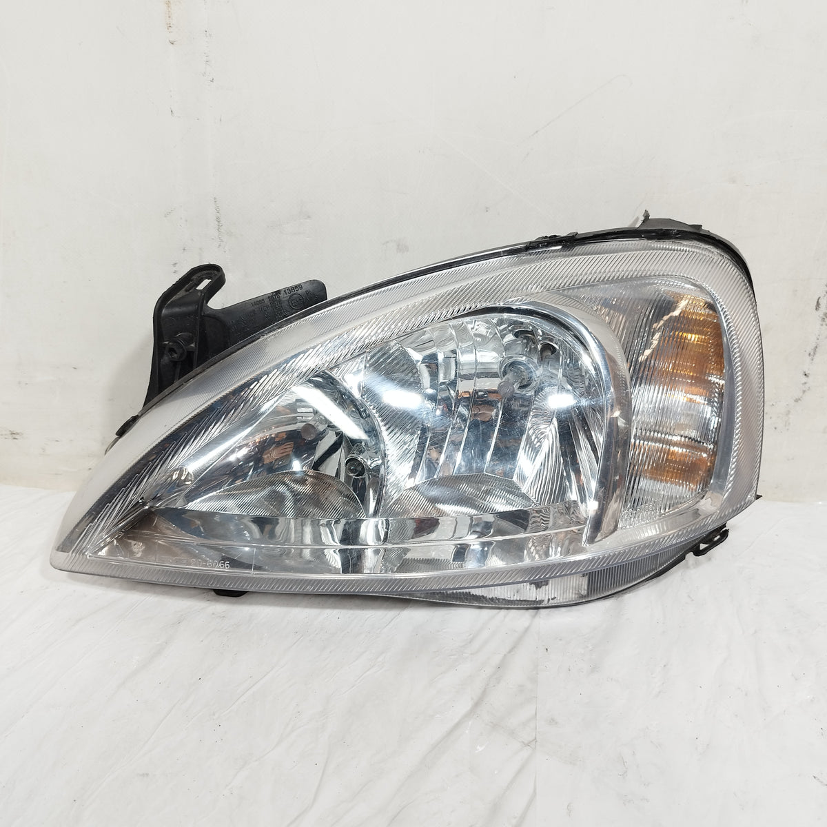 Fanale anteriore sx Opel Corsa C (X01) 2000-2003 TYC ecoAC16733