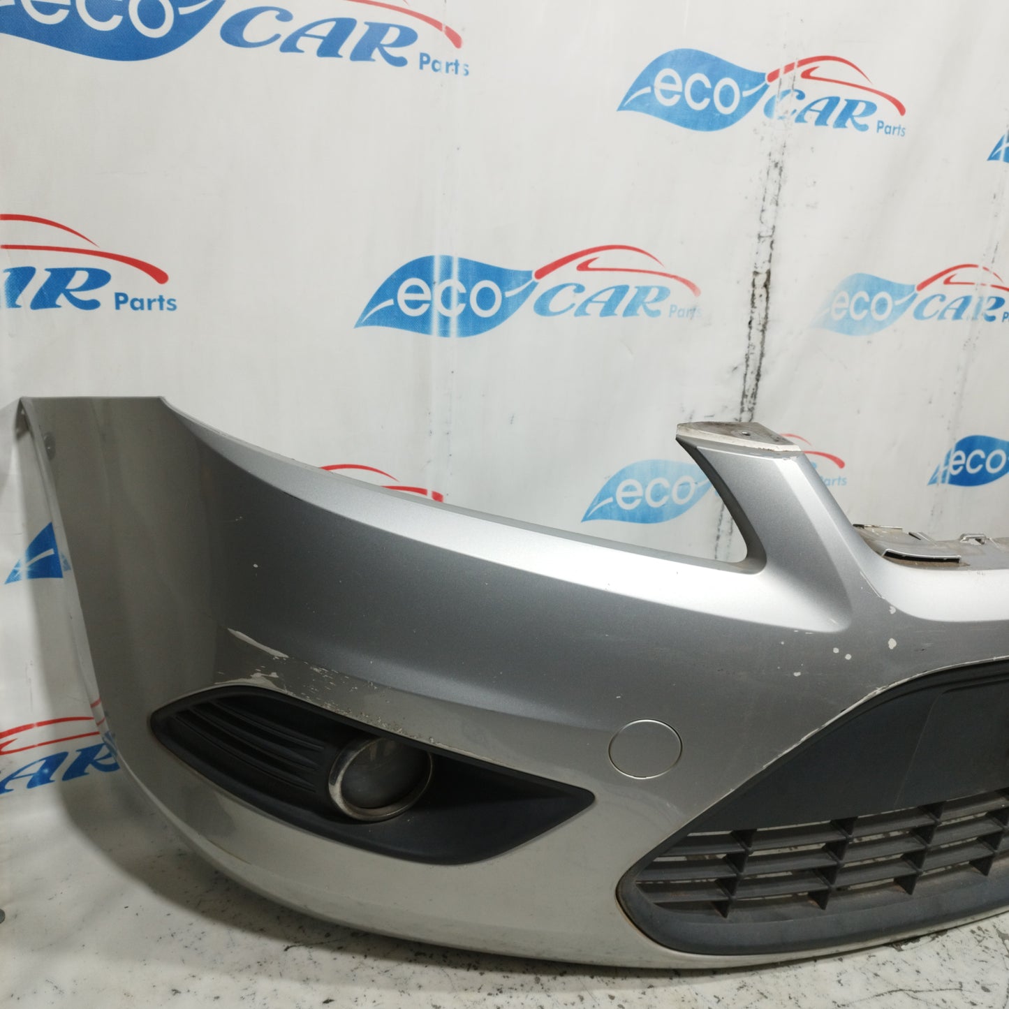 Paraurti anteriore grigio  Ford Focus 2009 ecoAC9944