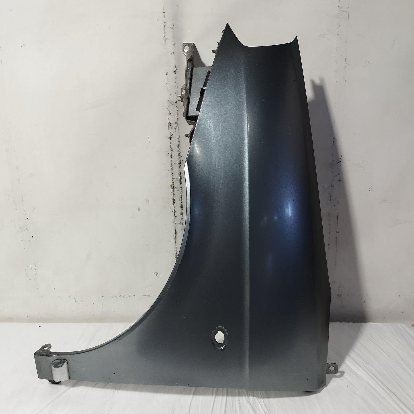 Parafango anteriore sx grigio scuro Lancia Ypsilon (843) II serie 2006-2011 ecoAC16144