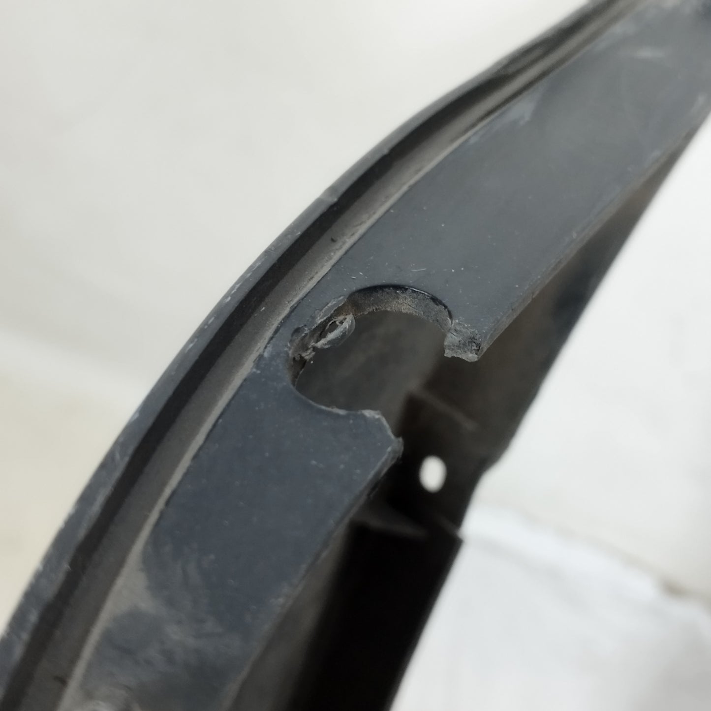 Paraurti posteriore nero plastica Lancia Ypsilon (843) 2006-2011 cod: 735425935 ecoAC16400