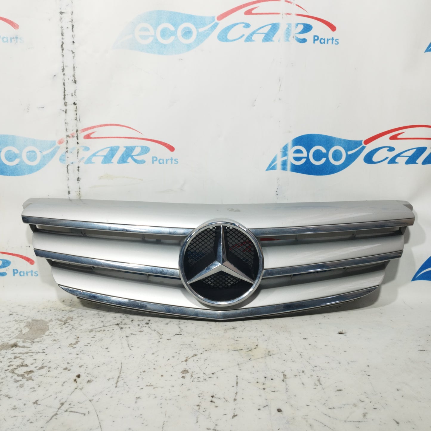 Mascherina centrale anteriore Mercedes Classe B W245 2007 ecoAC8925