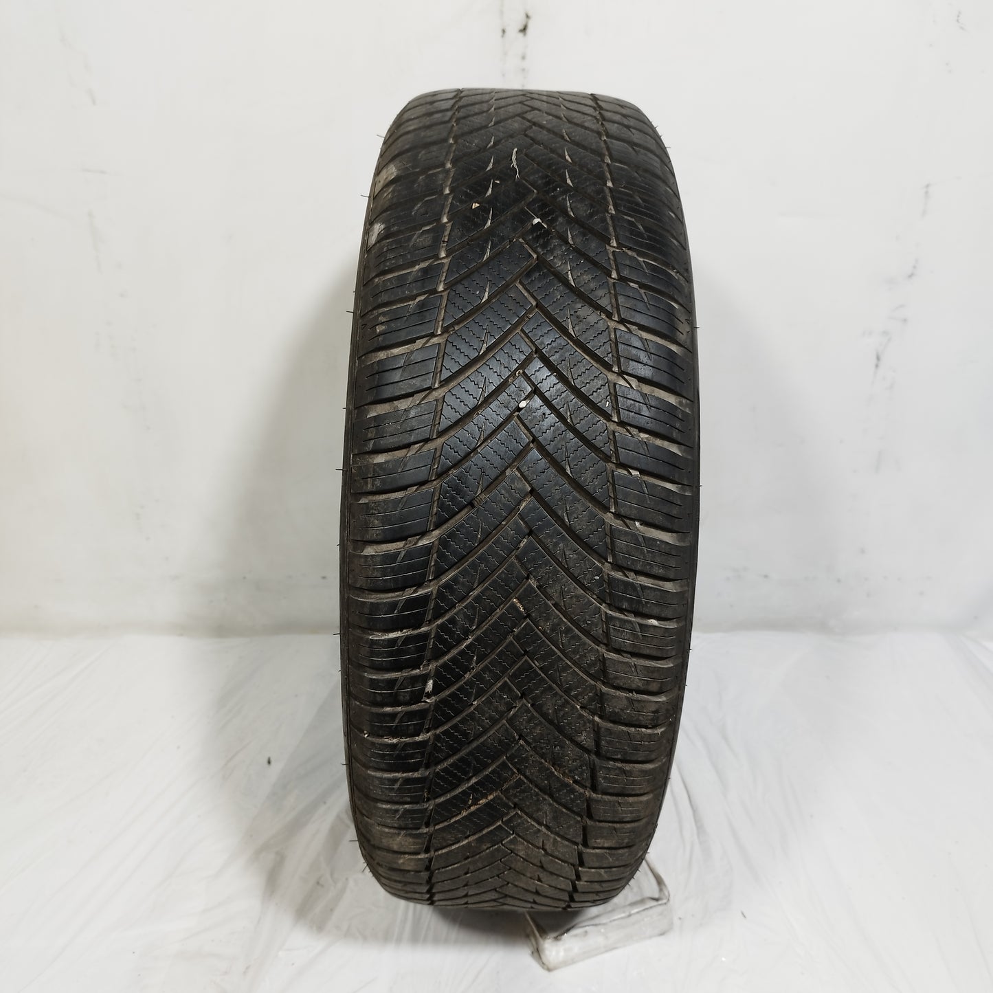 Cerchi in lega con gomme Nissan Qashqai 2012 ecoAC15024