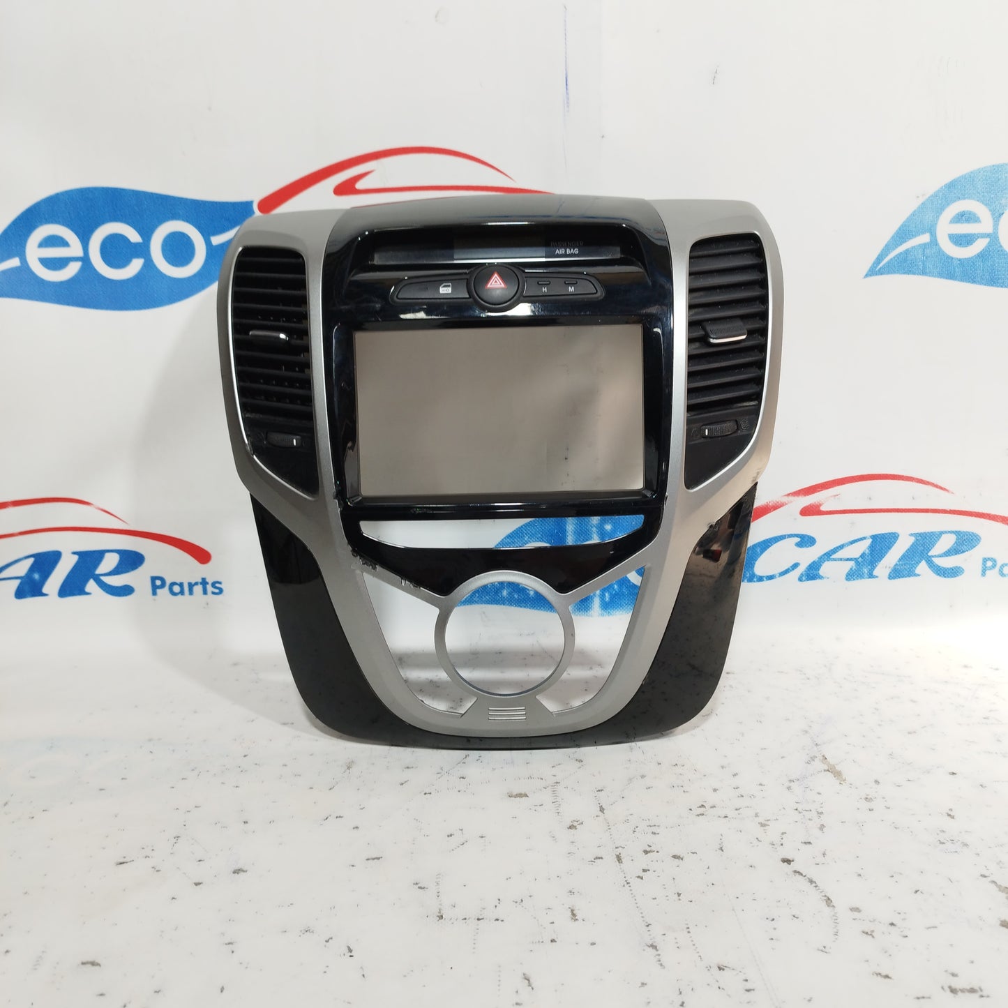 Consola central Hyundai IX20 2017 codigo: 93700-1K800 ecoAC8433